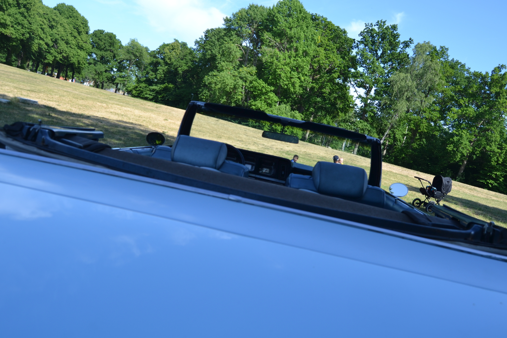 Exterior image of 1970 Oldsmobile Ninety eight Convertible (62)