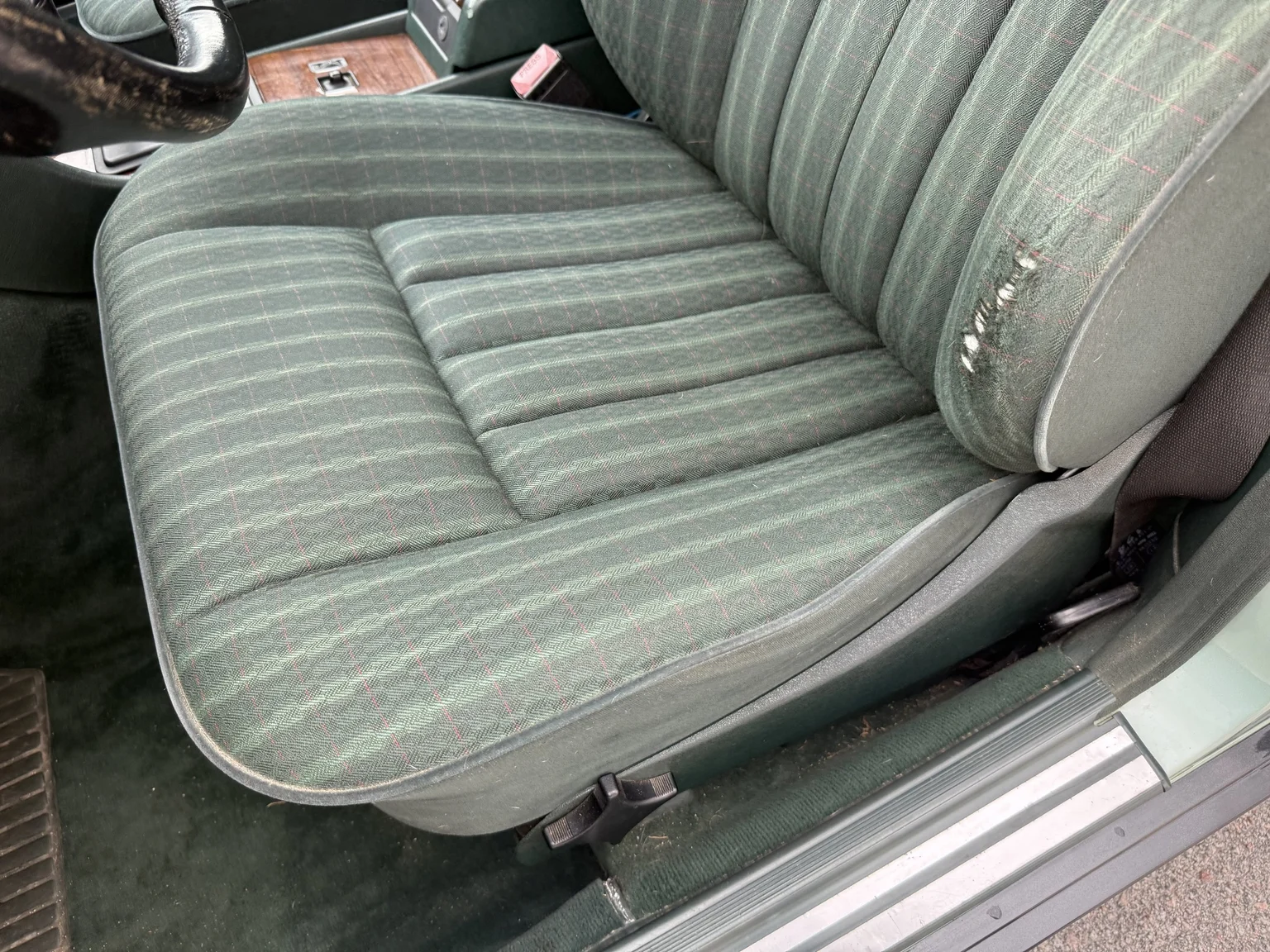 Interiörbild 1991 Mercedes-Benz 300 E 4MATIC (6)