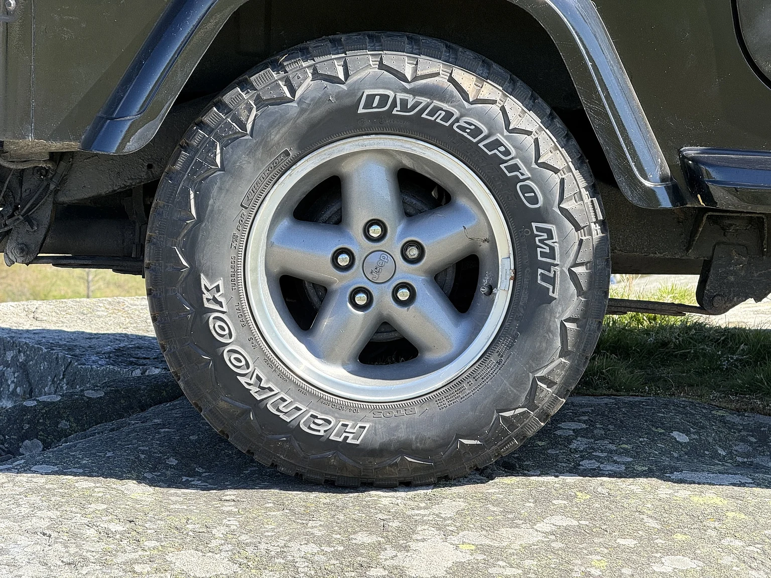 Exteriörbild på 1990 Jeep Wrangler Islander (15)