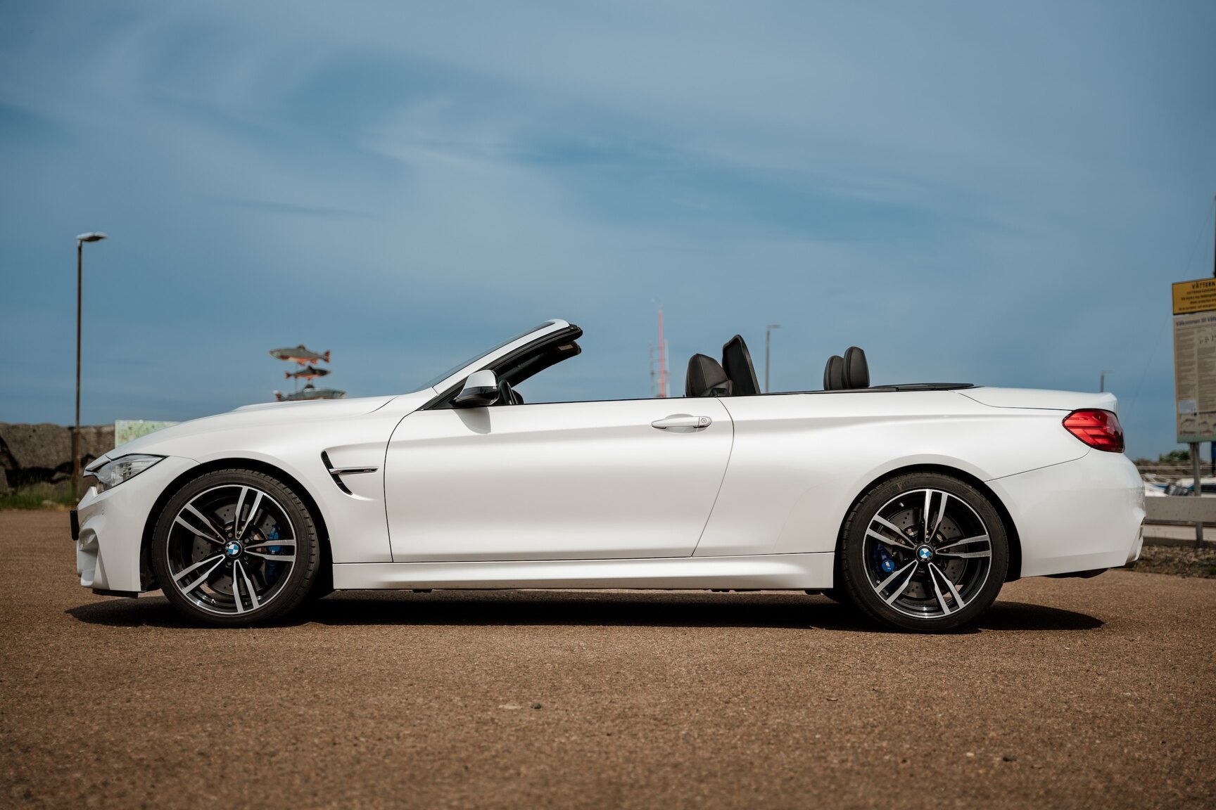 Exterior image of 2015 BMW M4 Cabriolet