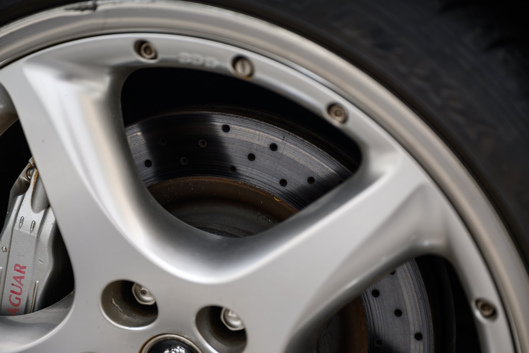 Exterior image of 2001 Jaguar XKR Silverstone