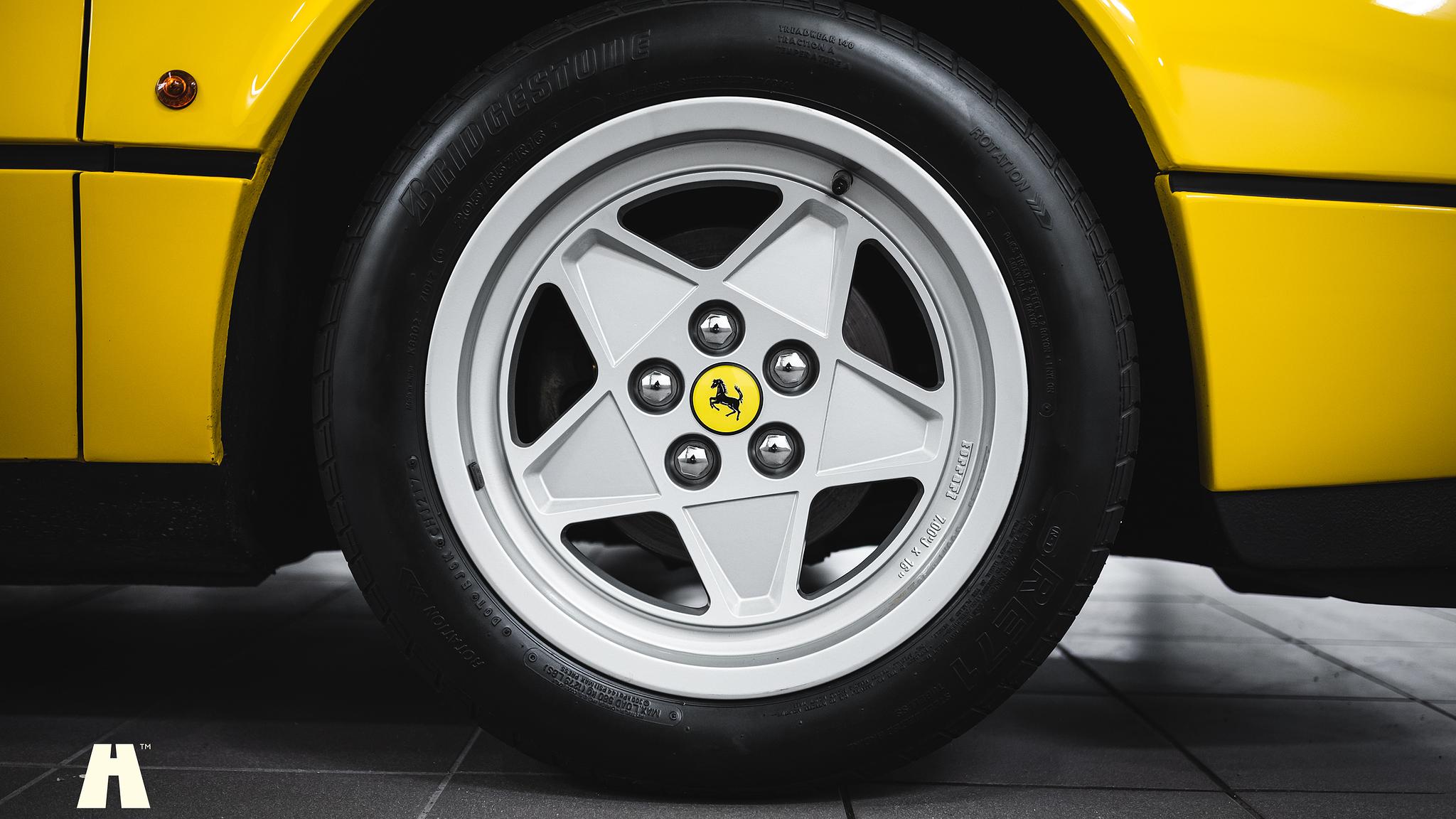 Aussenfoto 1986 Ferrari 328 GTB