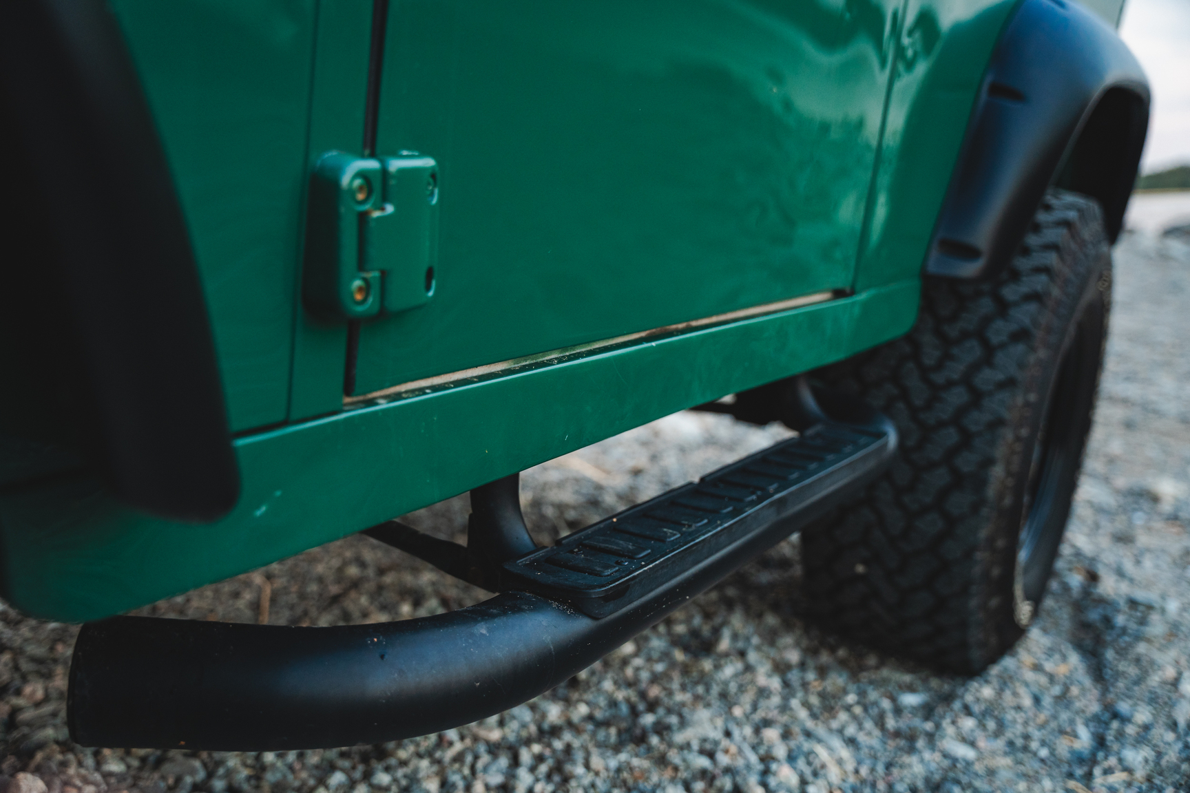 Exterior image of 2003 Land Rover Defender TD5 90 Pickup (87)