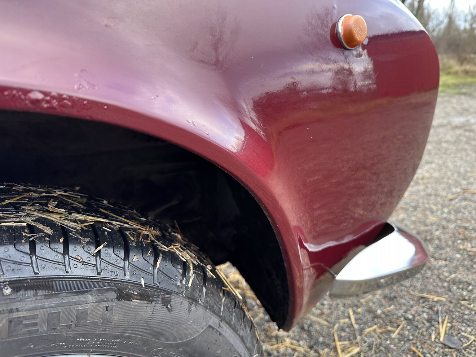 Exteriörbild på 1973 Alfa Romeo Berlina 2000