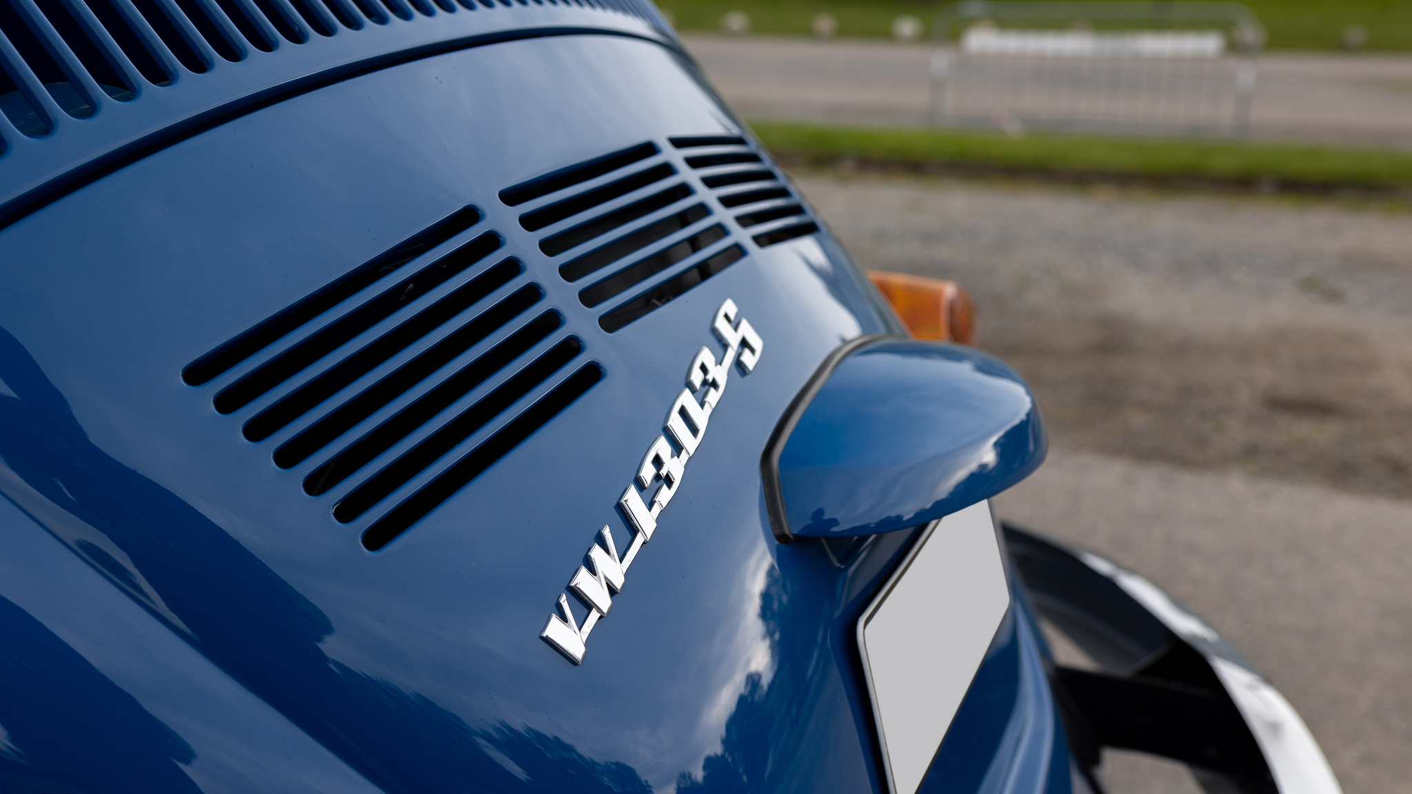 Exteriörbild på 1973 Volkswagen Beetle 1303S 1600 (16)