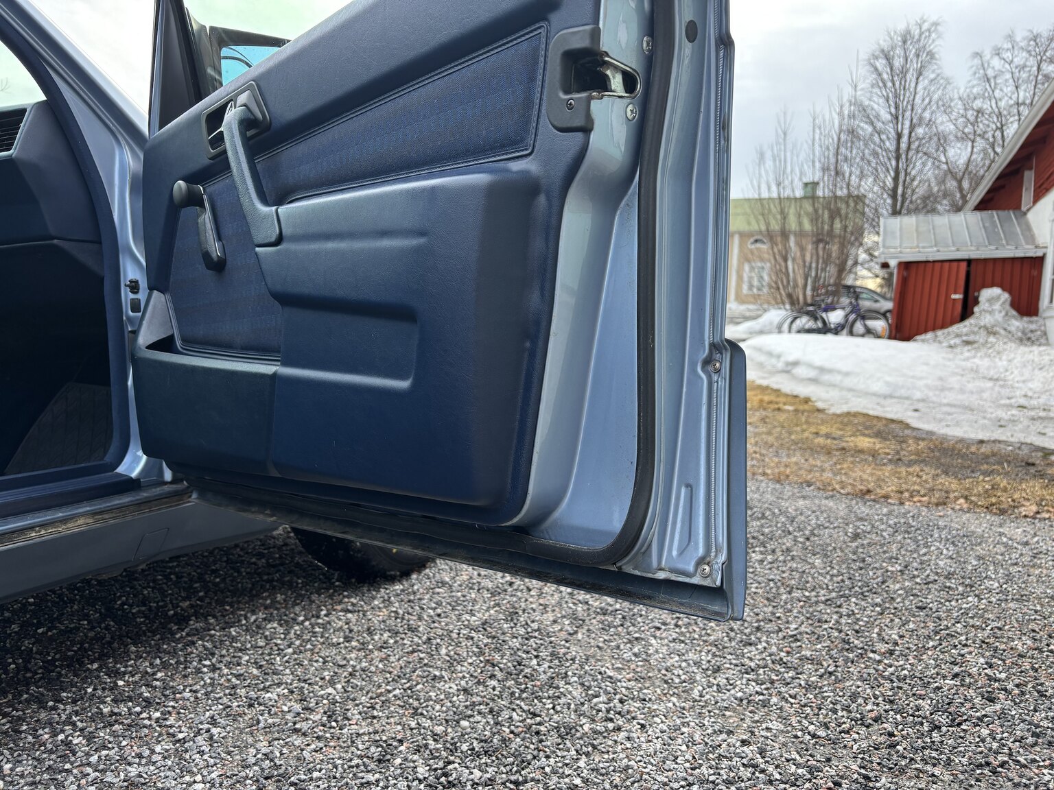Innenraumfoto von 1992 Mercedes-Benz 190 D