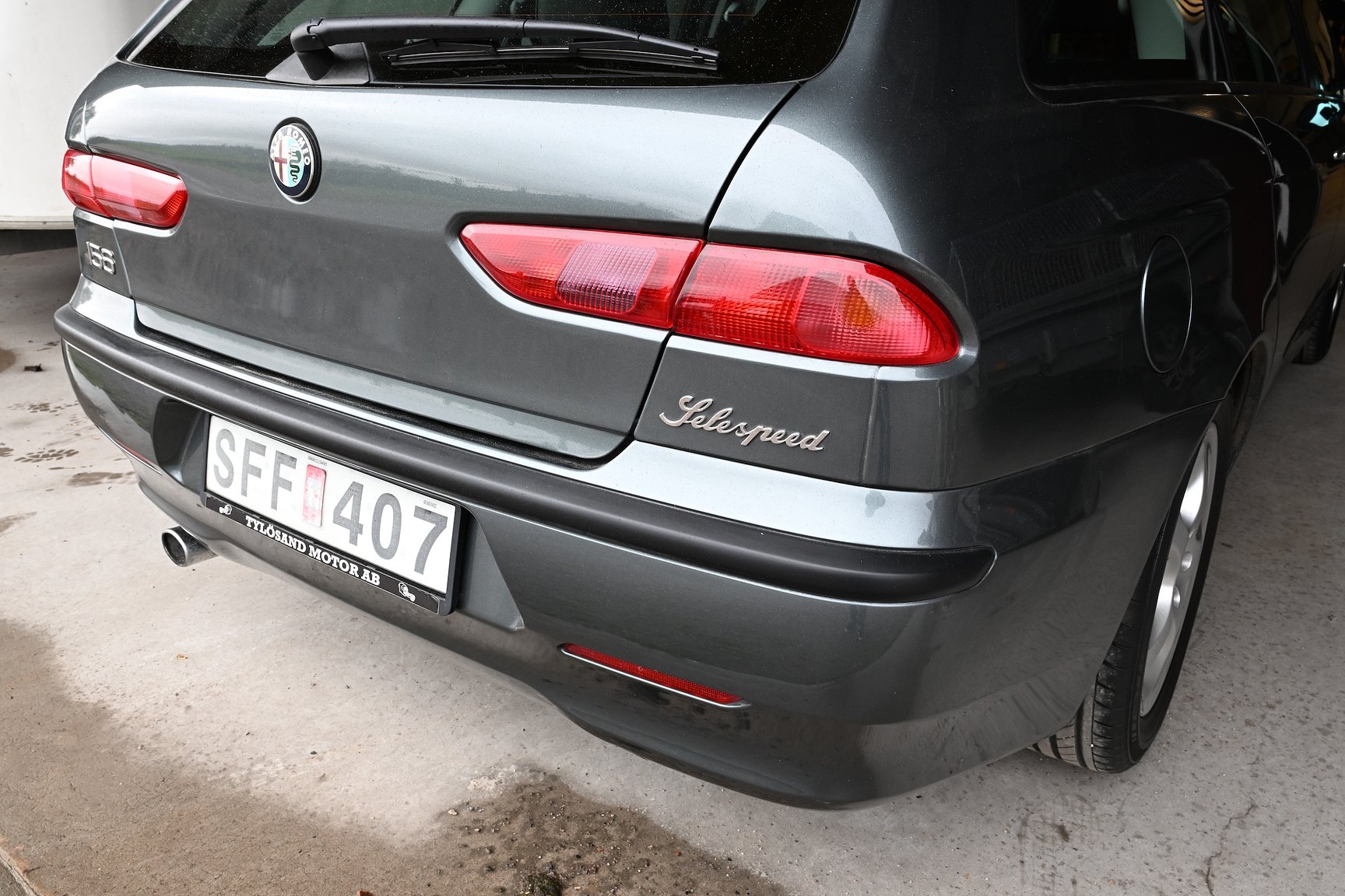 Exteriörbild på 2000 Alfa Romeo 156 Sportwagon TS Selespeed Distinctive