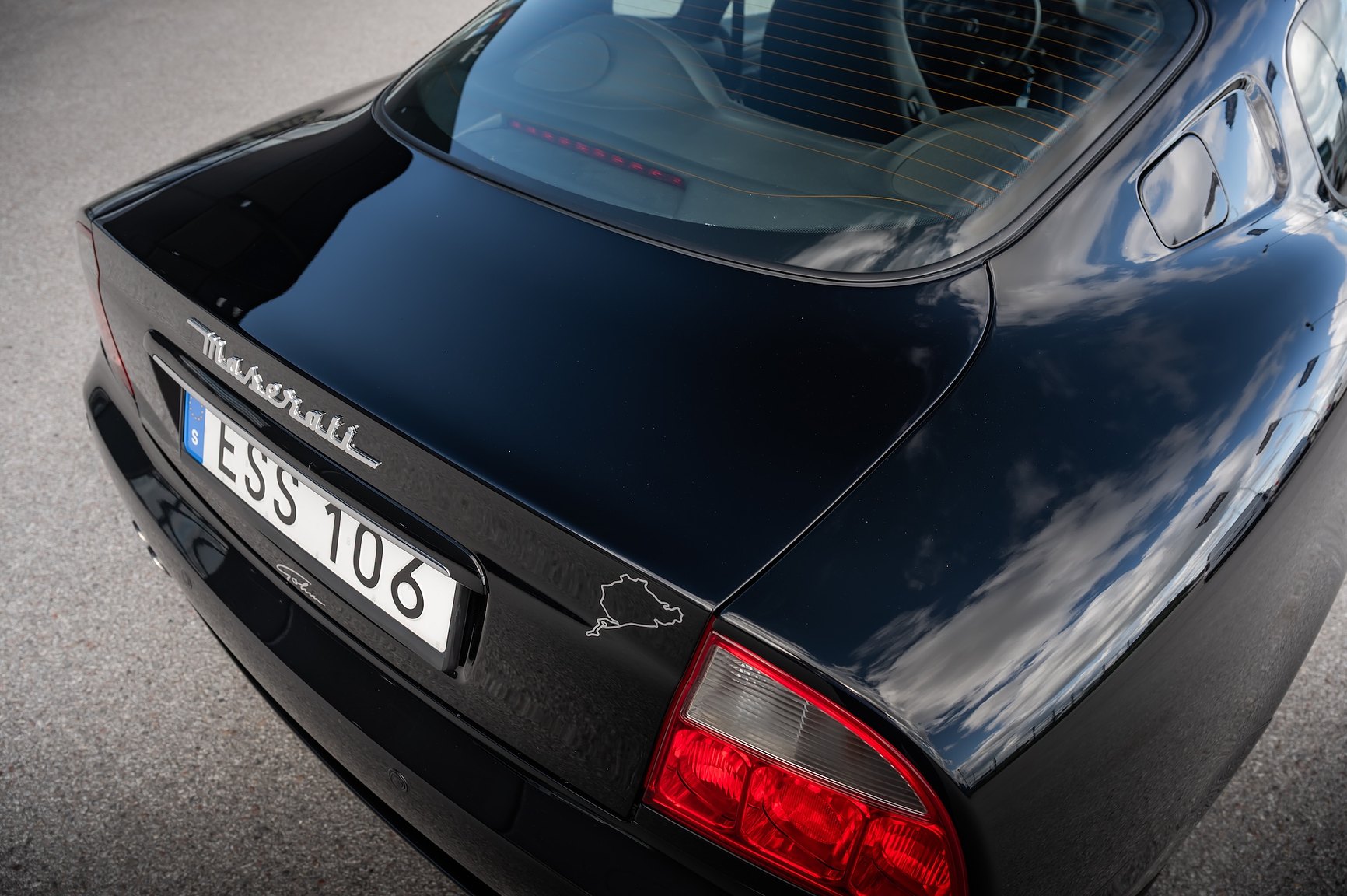 Exterior image of 2004 Maserati Coupé 4.2 V8 Cambiocorsa