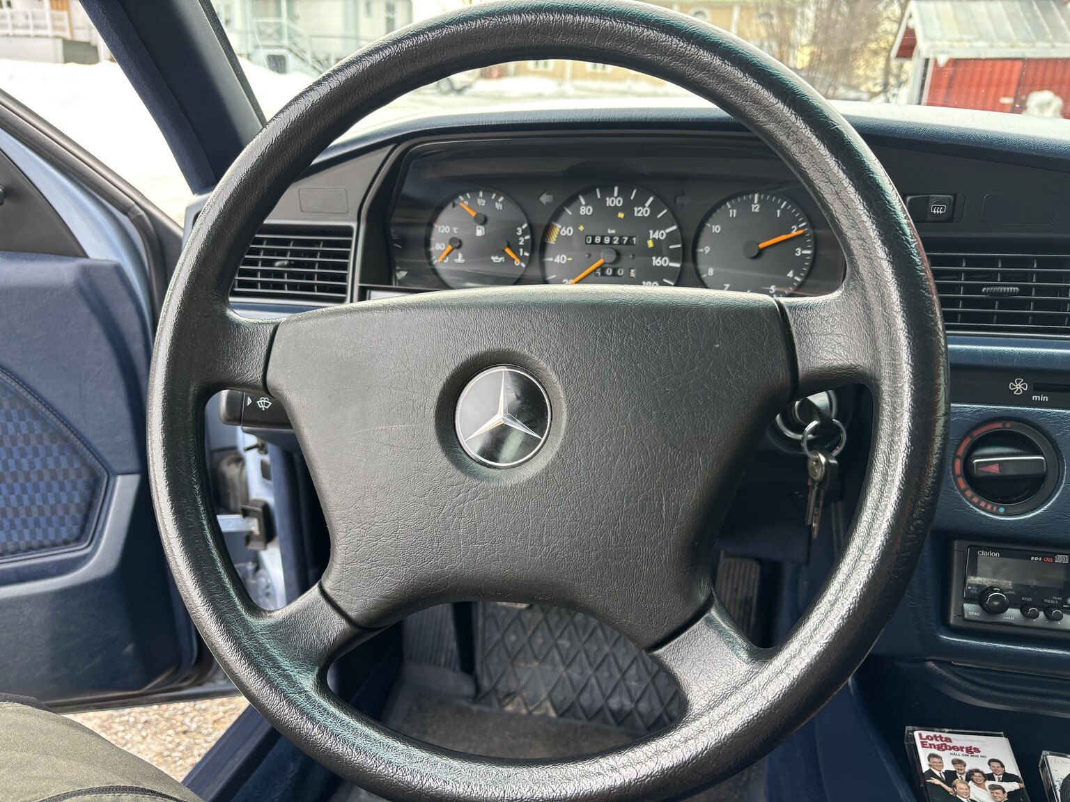 Interiörbild 1992 Mercedes-Benz 190 D