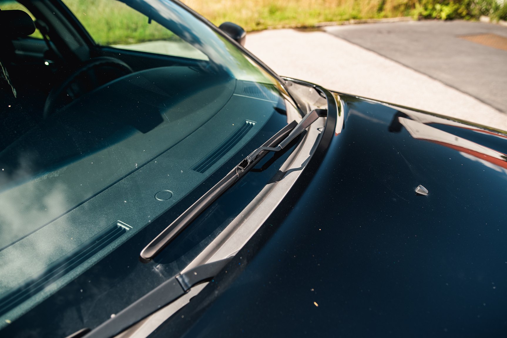 Exterior image of 2007 Dodge Charger 5.7 V8 HEMI 
