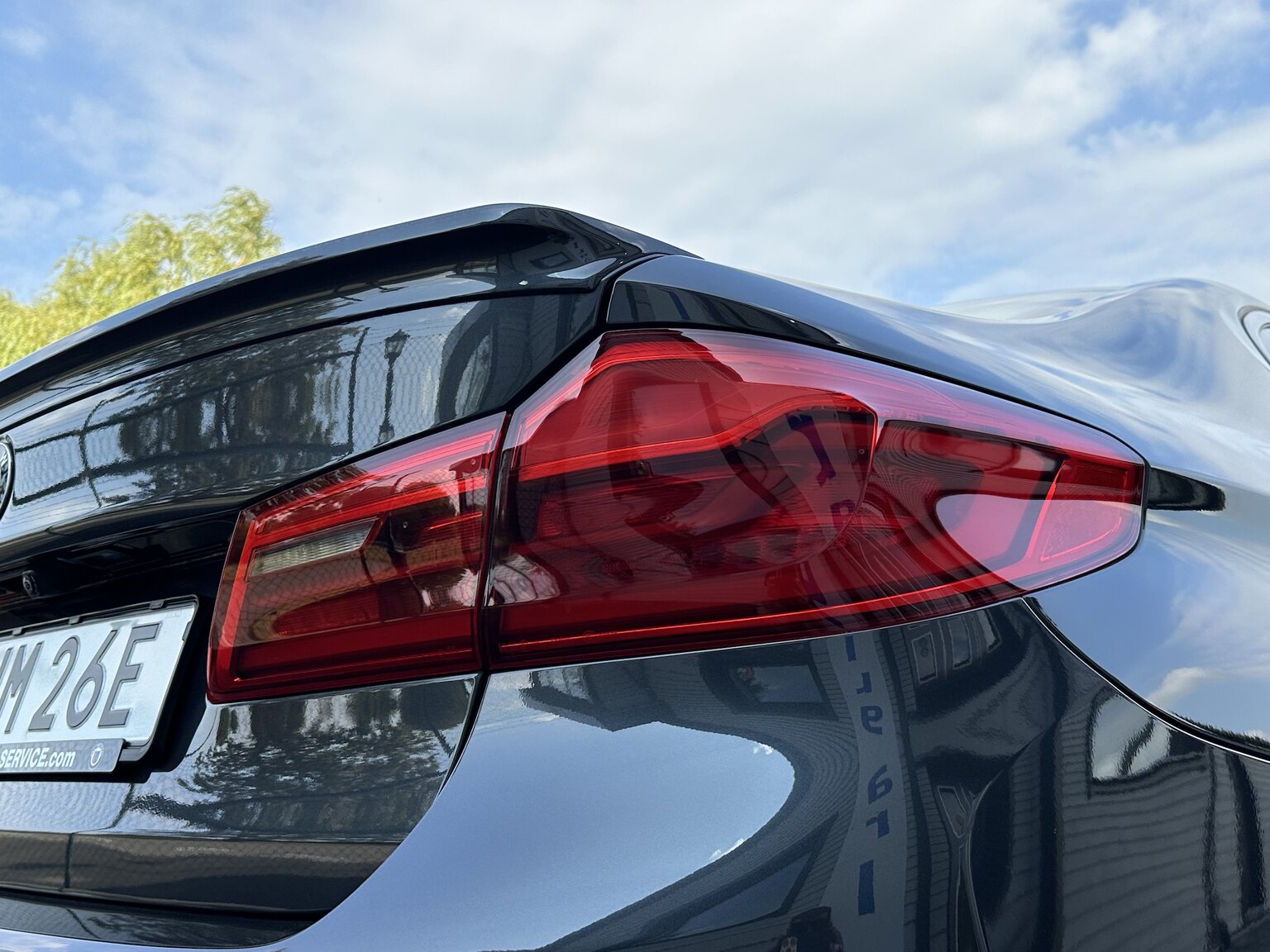 Exterior image of 2019 ALPINA B5 S Bi-Turbo Sedan ALLRAD