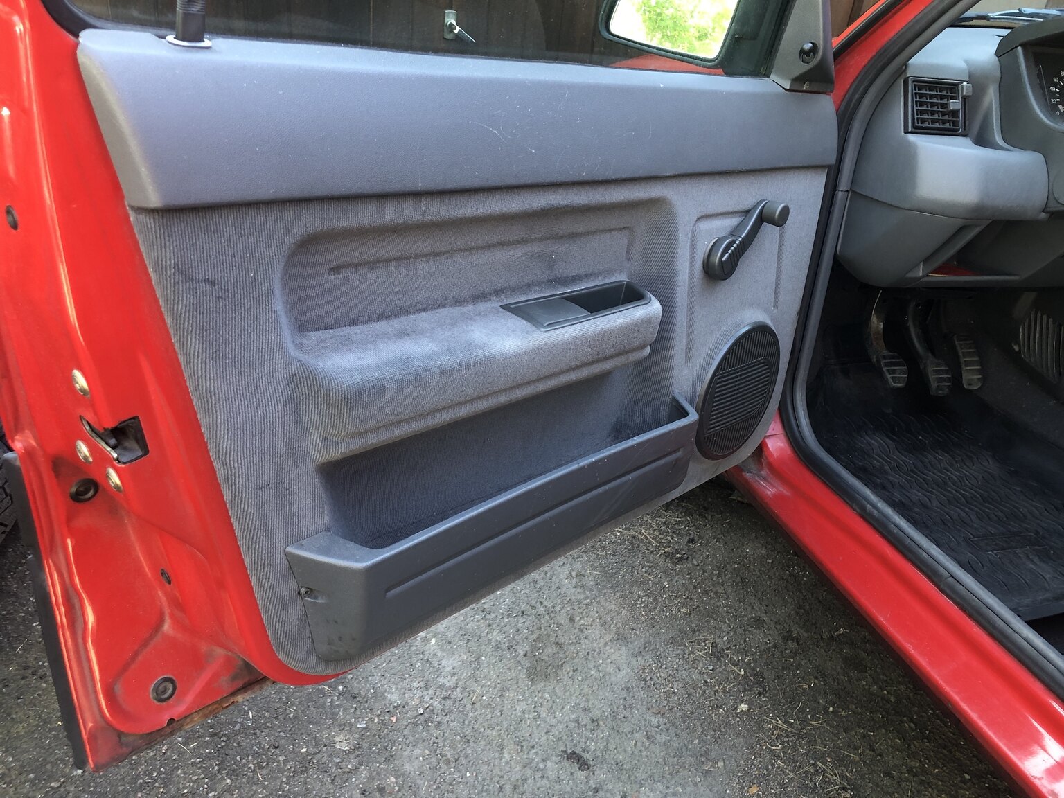 Interior image of 1990 Renault 5 (4)