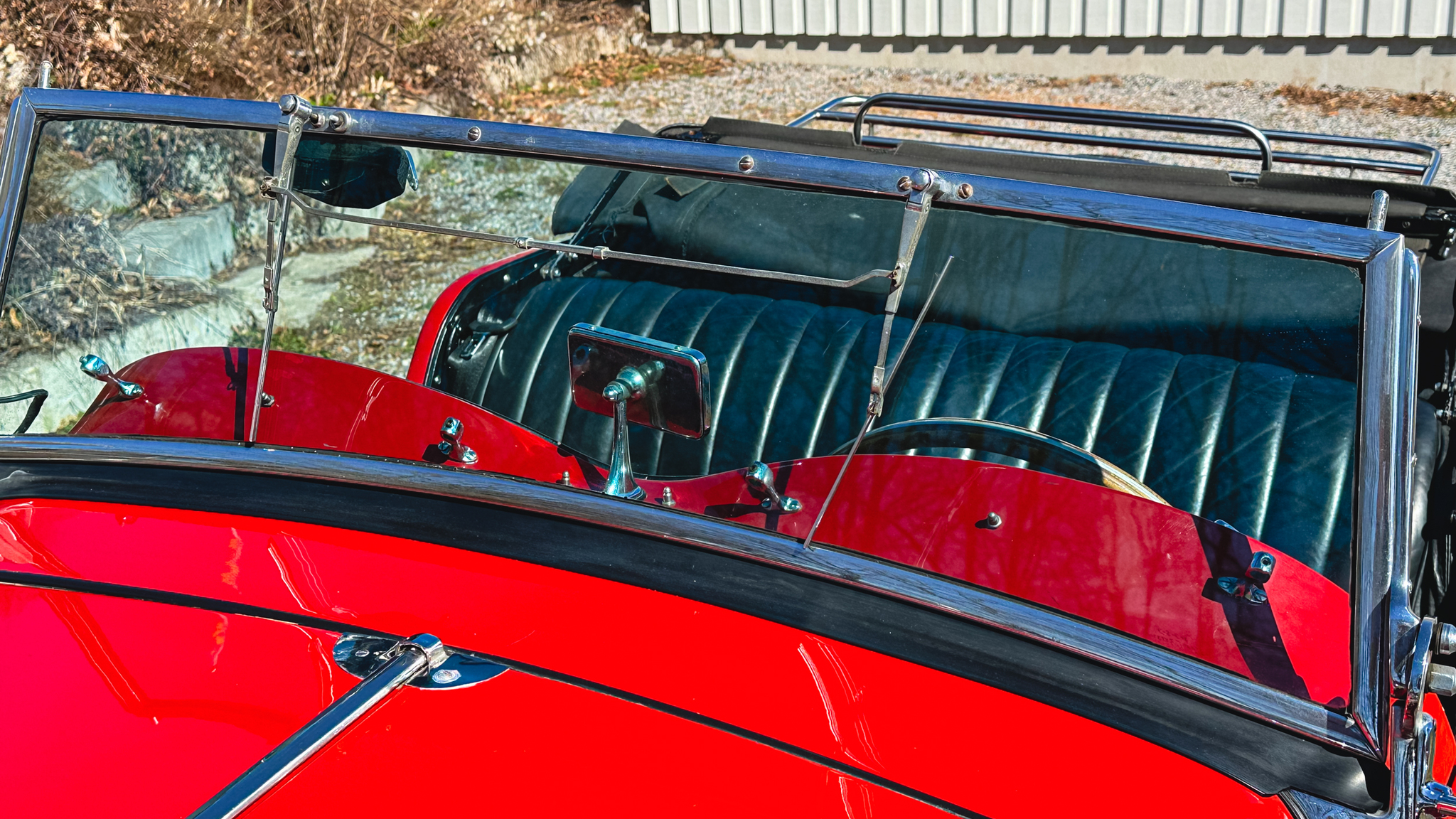 Exteriörbild på 1951 MG TD MIDGET