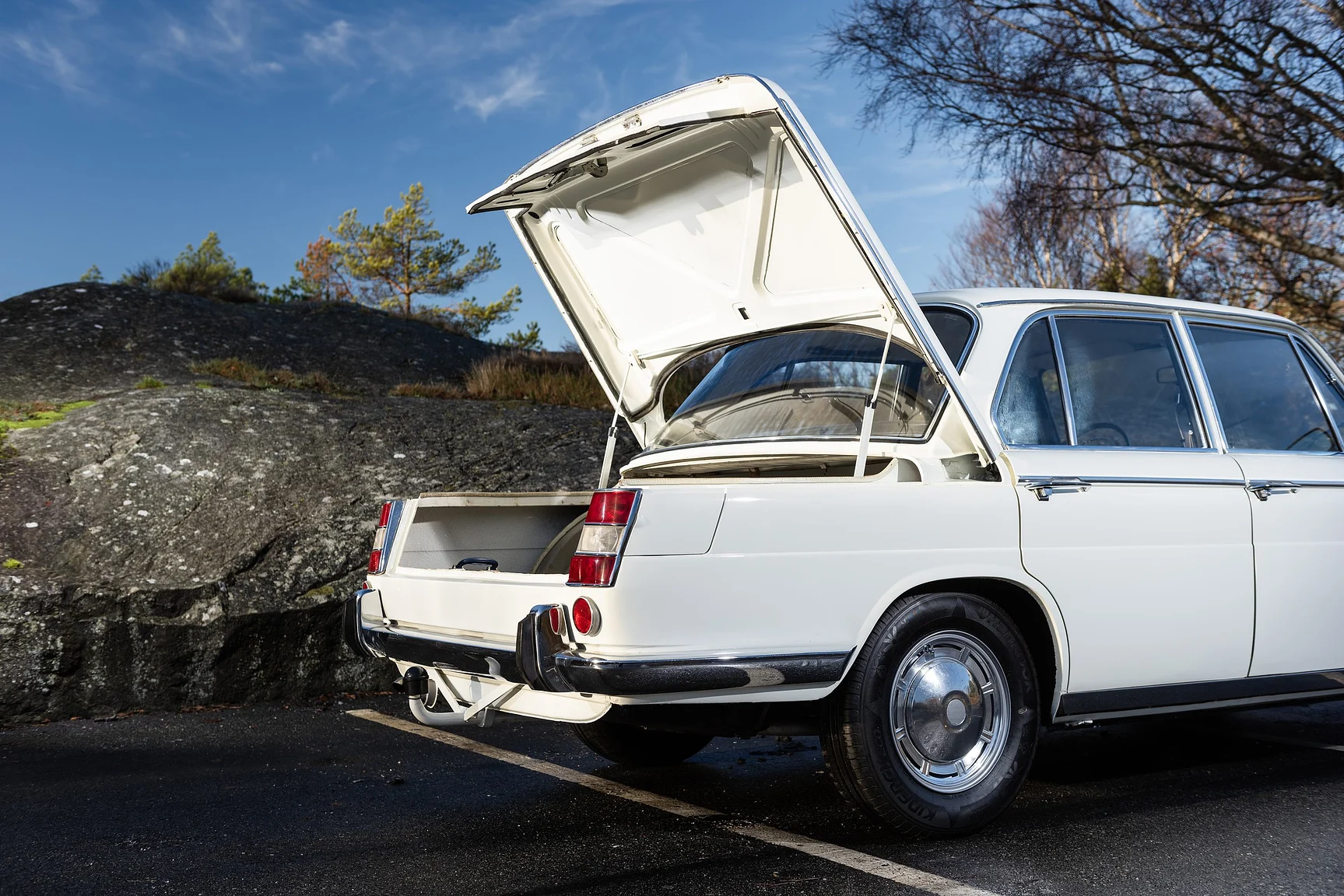 Exteriörbild på 1964 BMW 1800 (13)