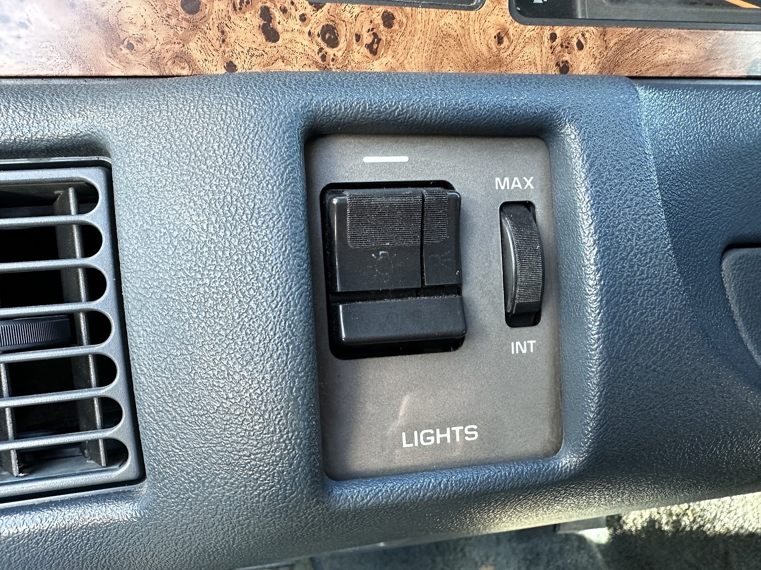Interior image of 1993 Chevrolet Caprice Classic Wagon 5.7 V8 