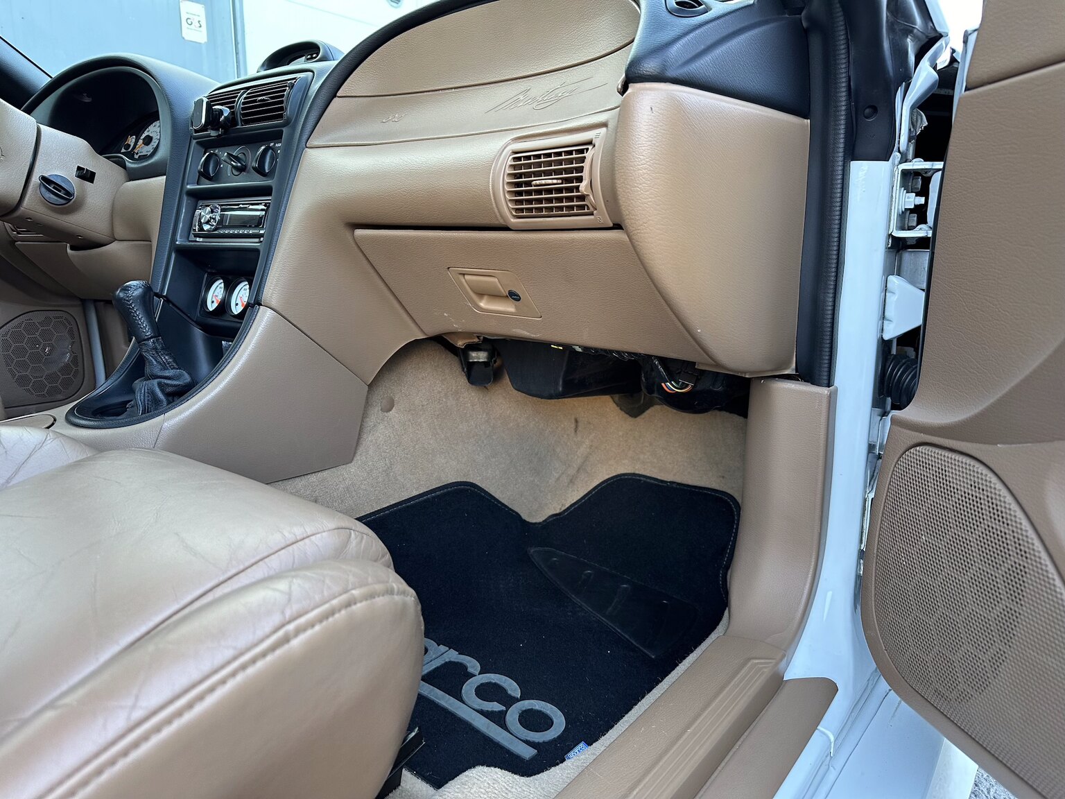 Interior image of 1997 Ford Mustang Saleen S-281 Cobra