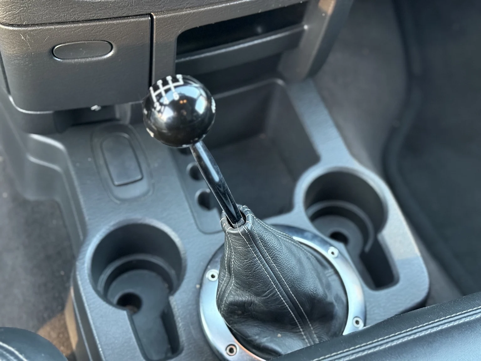 Innenraumfoto von 2004 Dodge Ram SRT-10 (6)