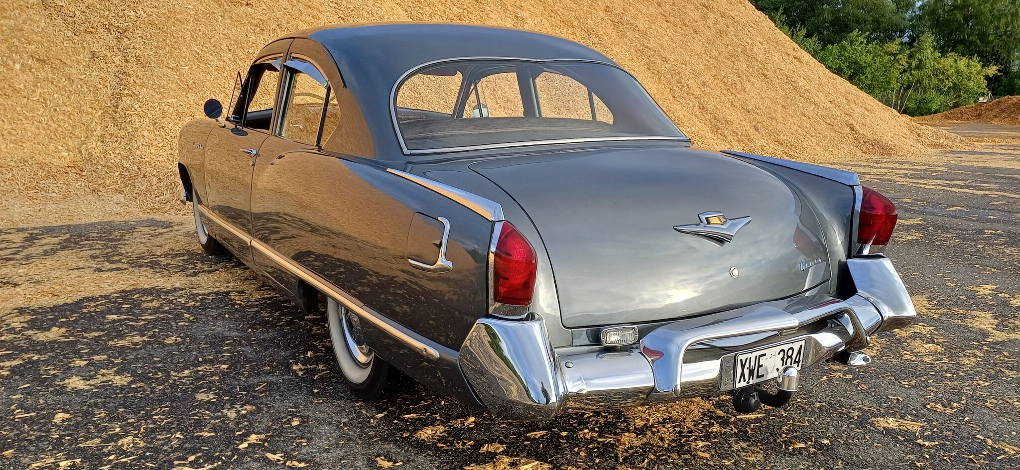 Aussenfoto 1953 Kaiser Deluxe Club 2-door