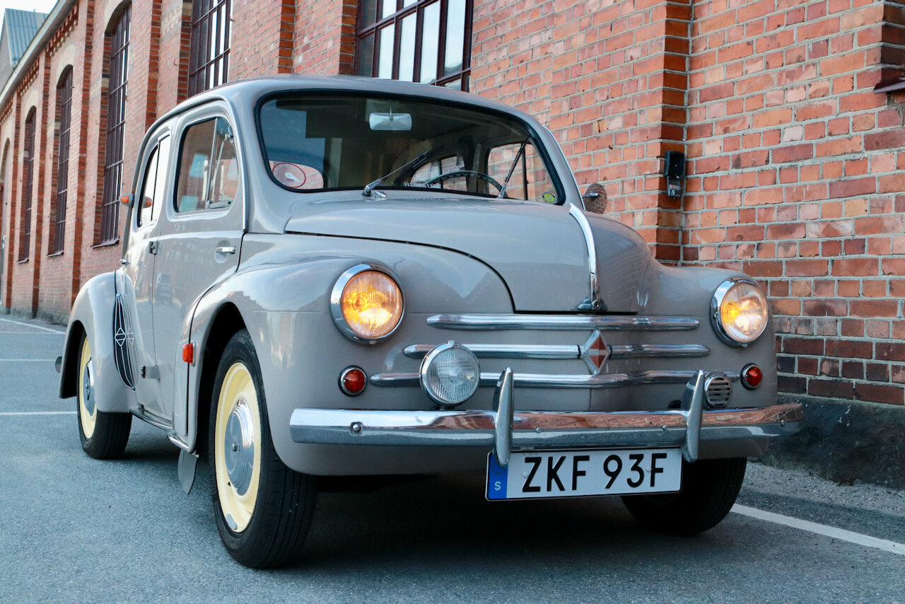 Aussenfoto 1959 Renault 4CV