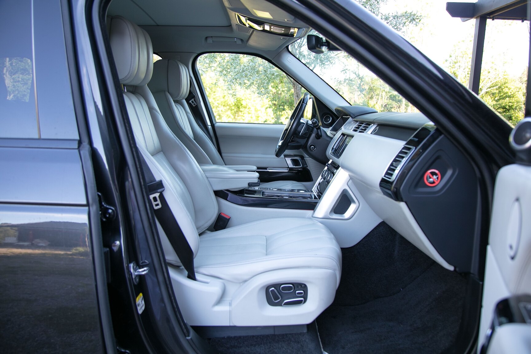 Interiörbild 2014 Land Rover Range Rover 5.0 V8 Autobiography 