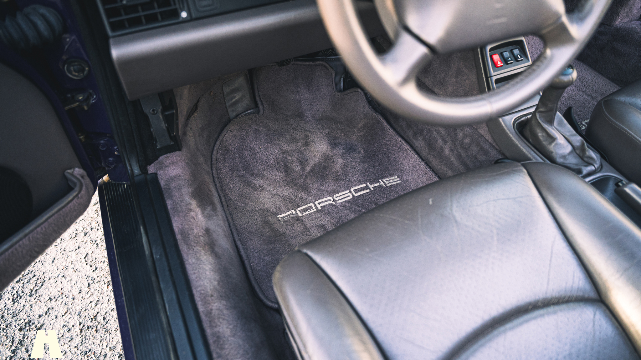 Innenraumfoto von 1994 Porsche 993 Cabriolet (16)