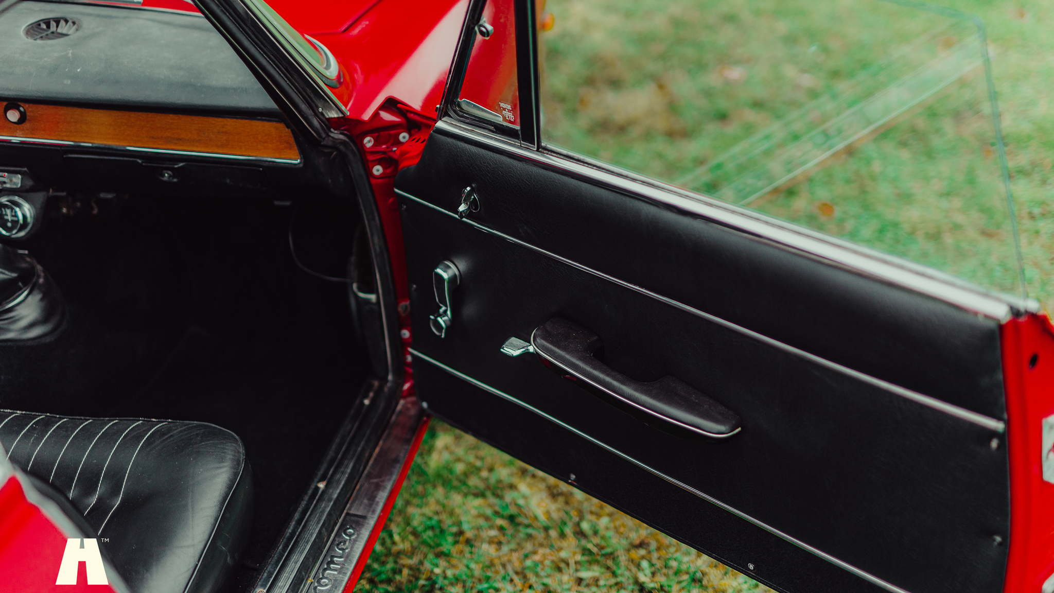 Interiörbild 1972 Alfa Romeo Giulia GT 1300 Junior