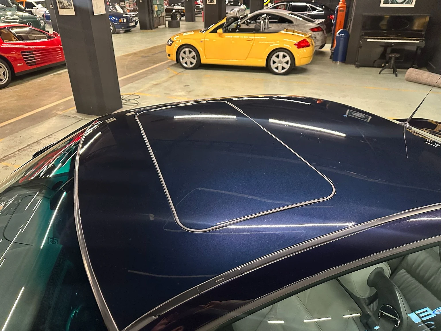 Exteriörbild på 1997 BMW 840CiA (13)