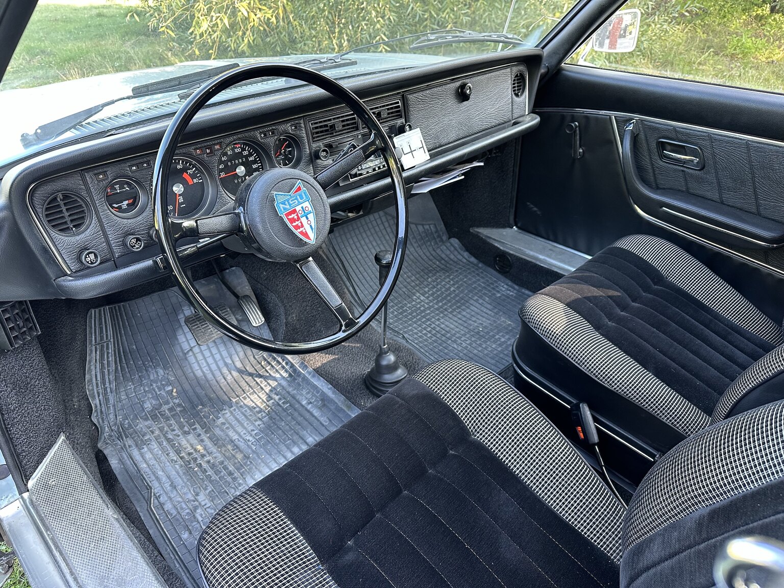 Interior image of 1975 NSU RO 80