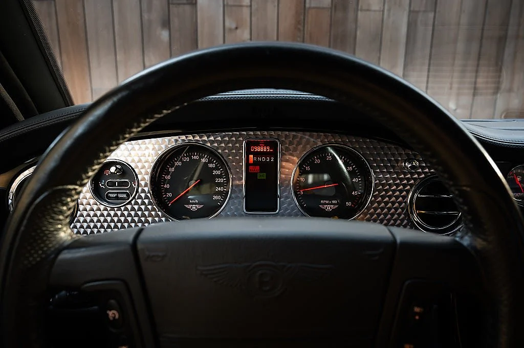 Bild von 2002 Bentley Arnage (20)