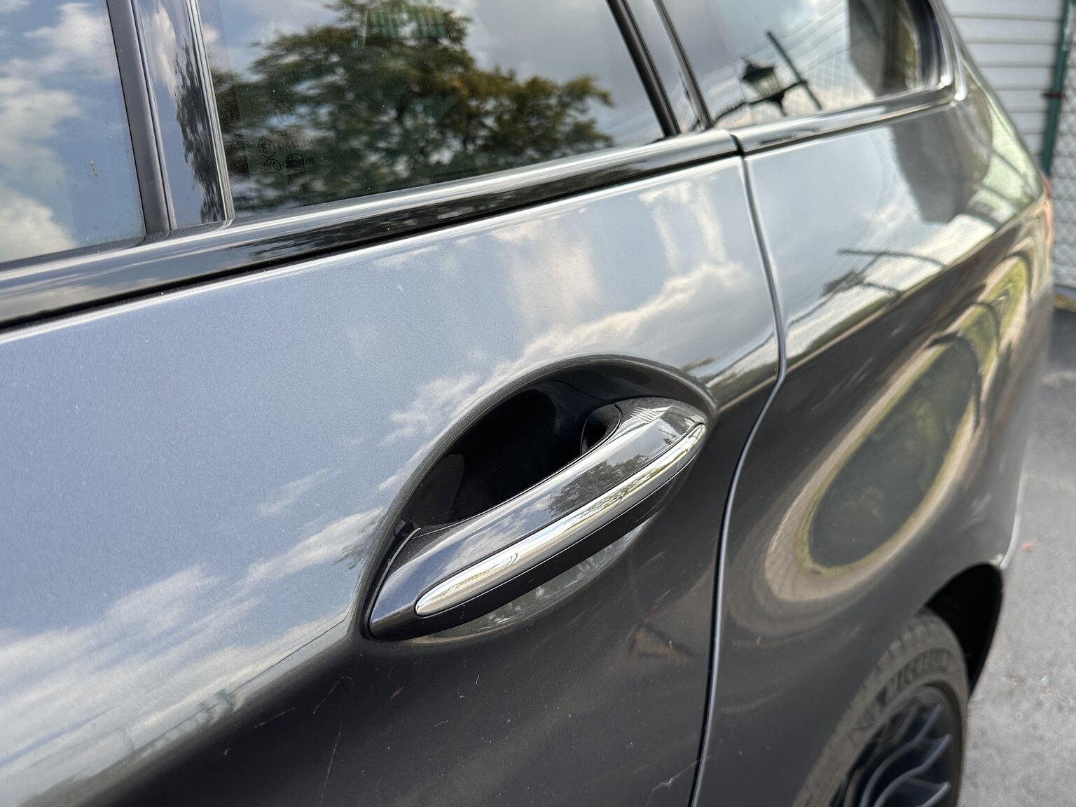 Exteriörbild på 2011 ALPINA B5 Bi-Turbo Touring Switch-Tronic