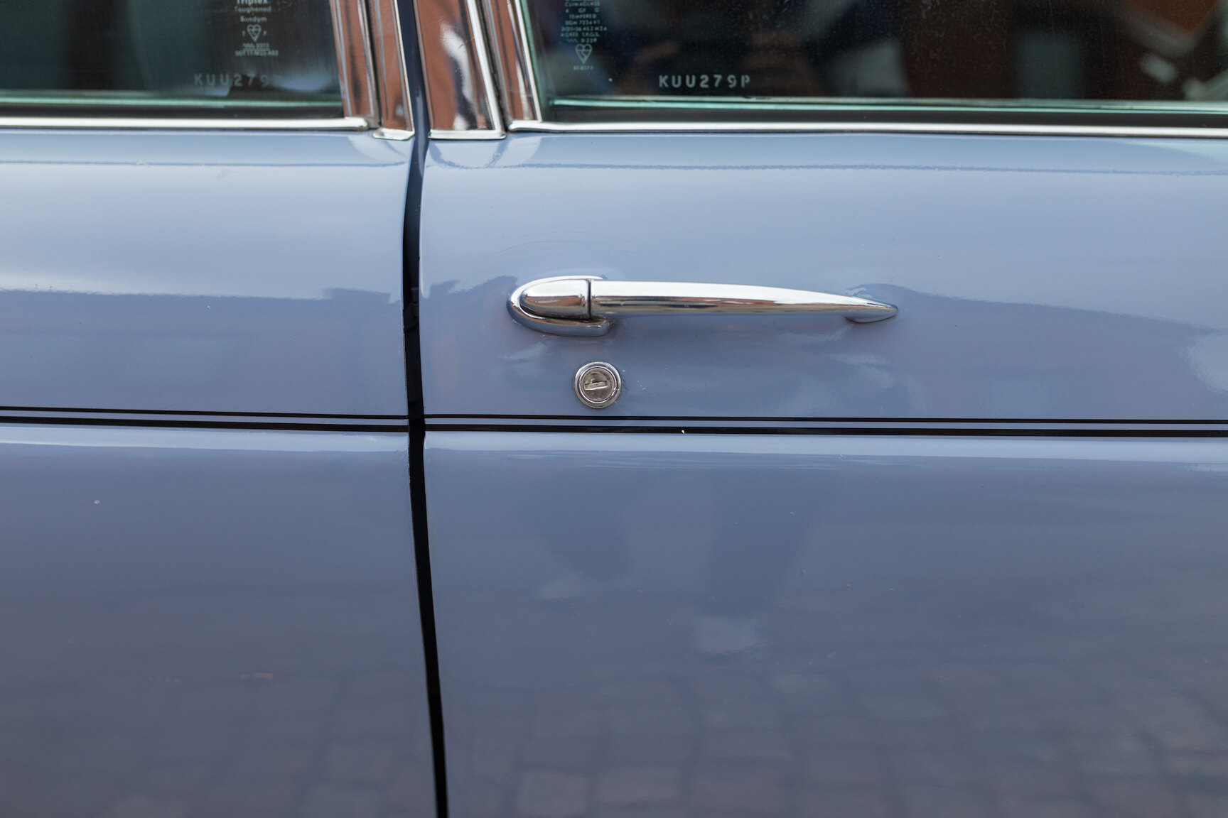 Exteriörbild på 1975 JAGUAR XJ6  (48)