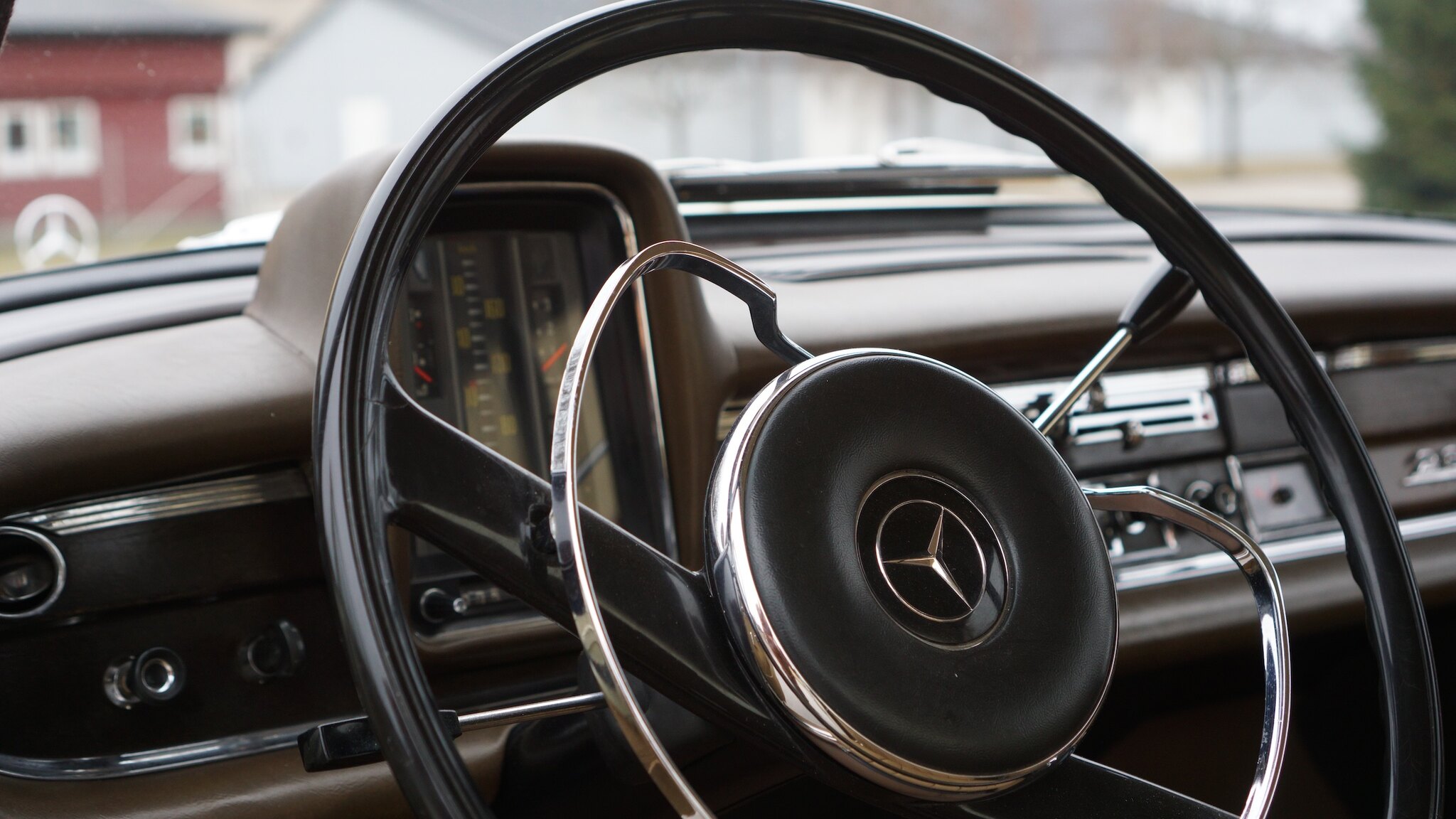 Interiörbild 1966 Mercedes-Benz 230 S