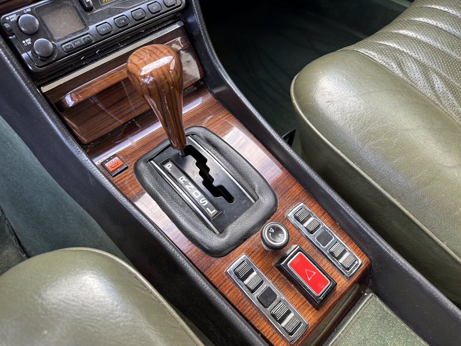 Innenraumfoto von 1975 Mercedes Benz 450 SEL (14)