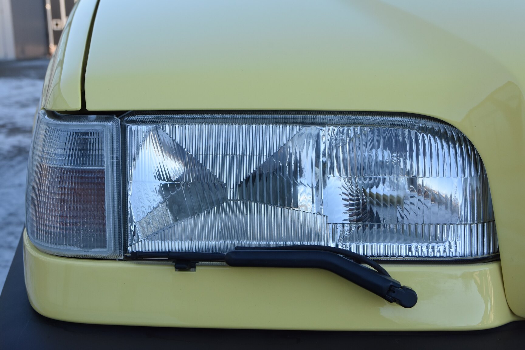 Exterior image of 1995 Volvo 850 T-5R Kombi