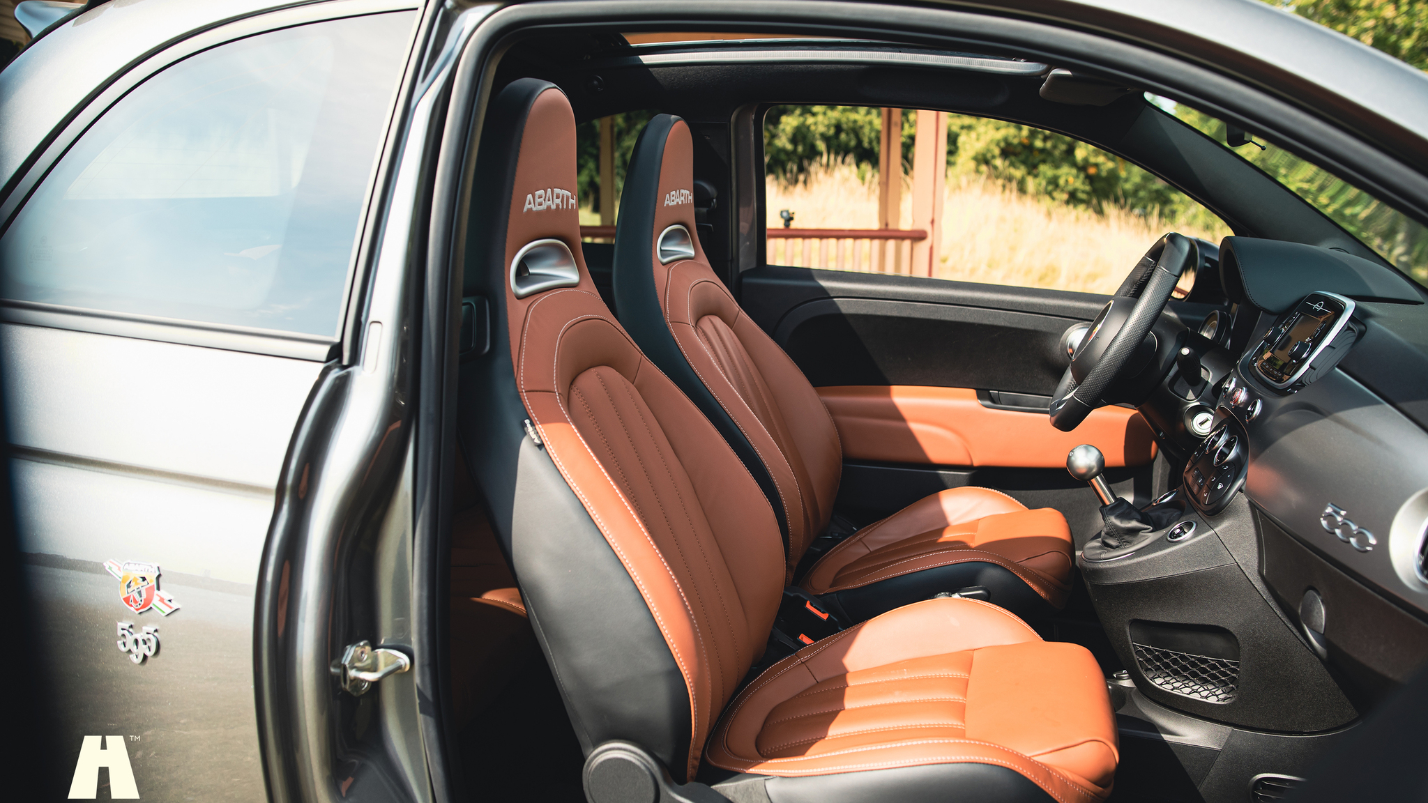 Interiörbild 2018 Abarth 595 Turismo CAB