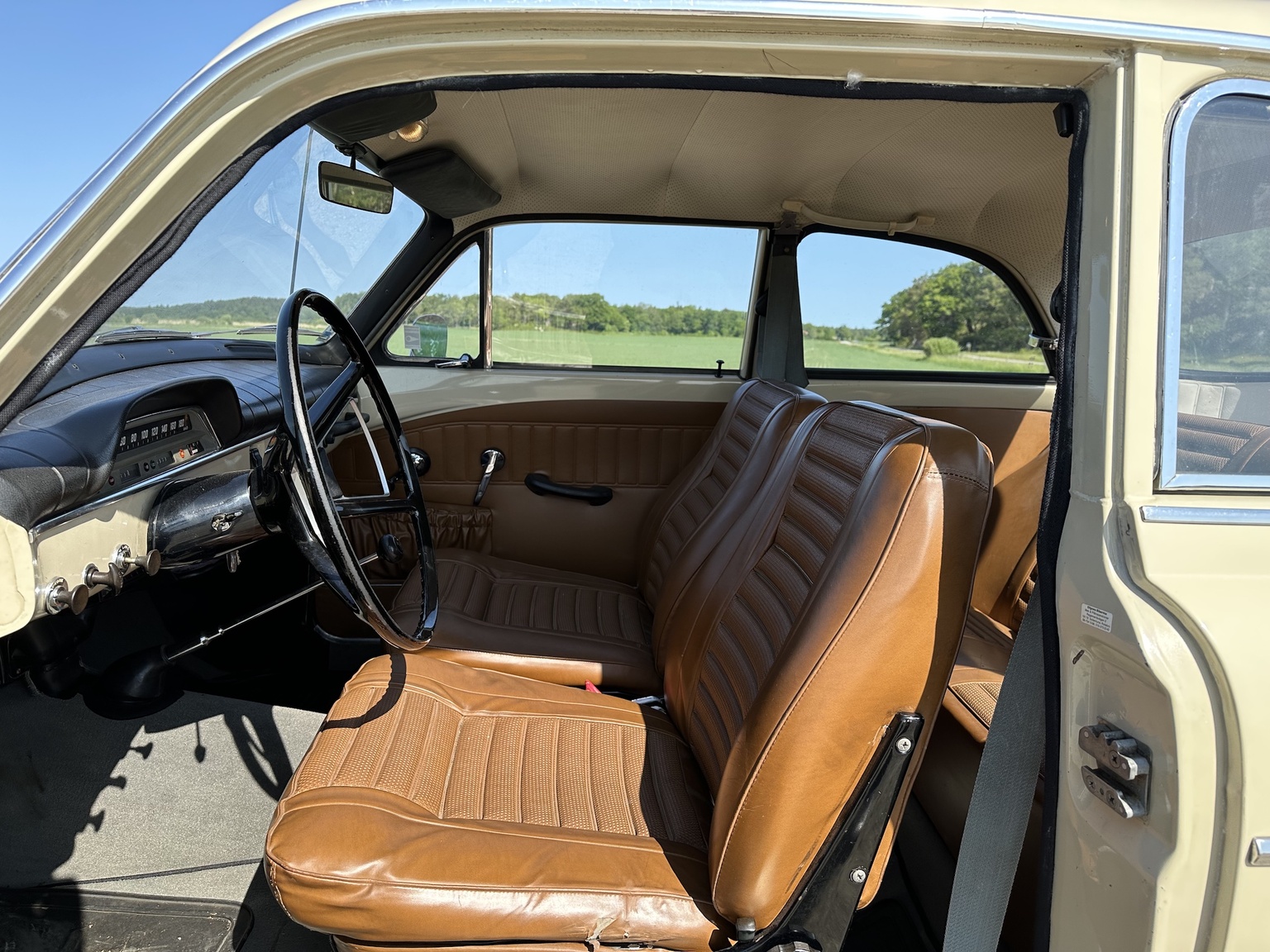 Interiörbild 1968 Volvo Amazon 121