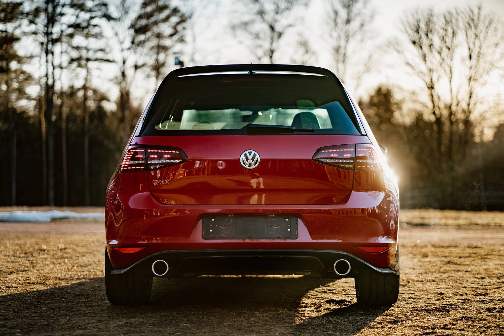 Exterior image of 2016 Volkswagen Golf GTi Clubsport S - no. 291/400 (7)