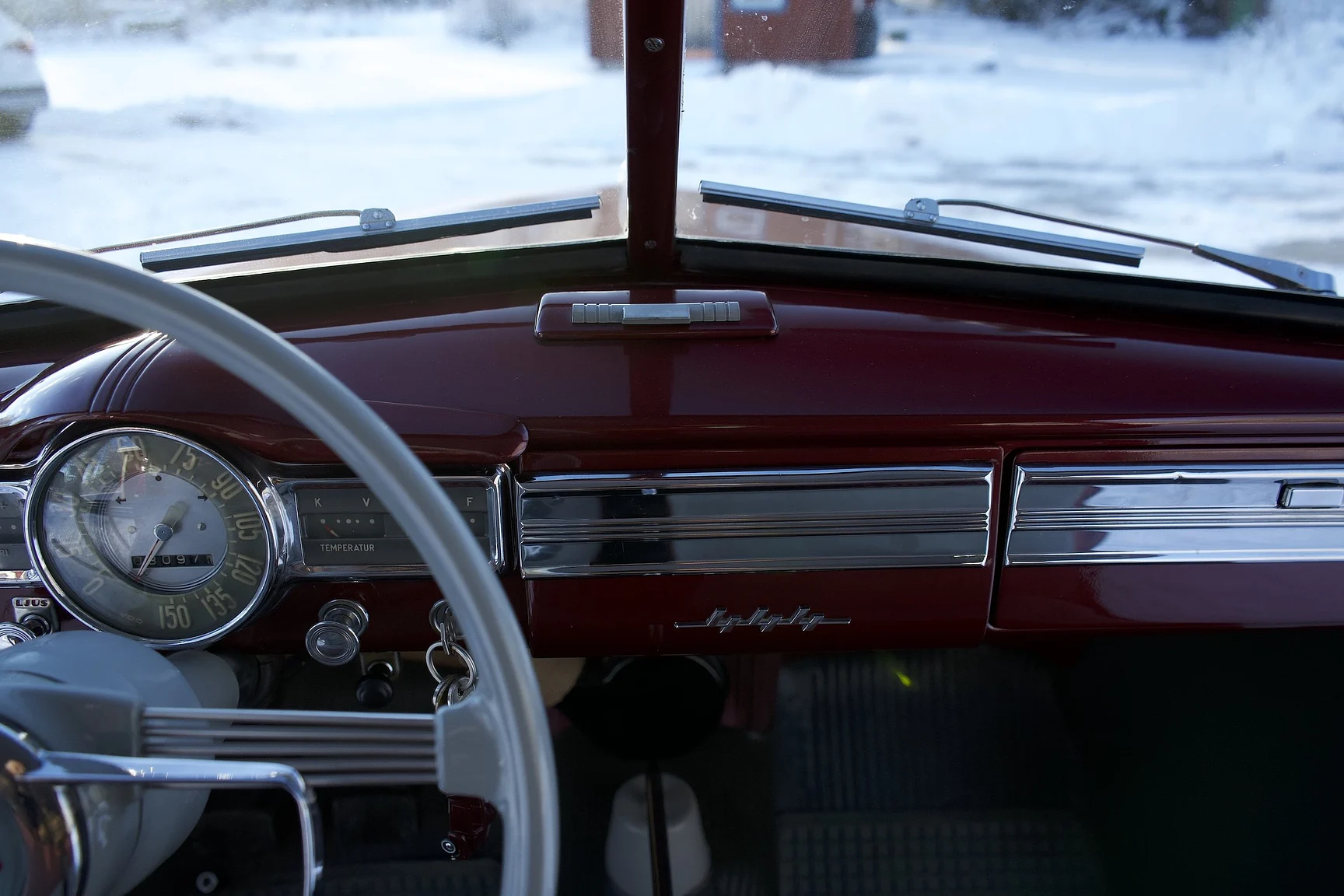 Interior image of 1953 Volvo PV444 DS (46)