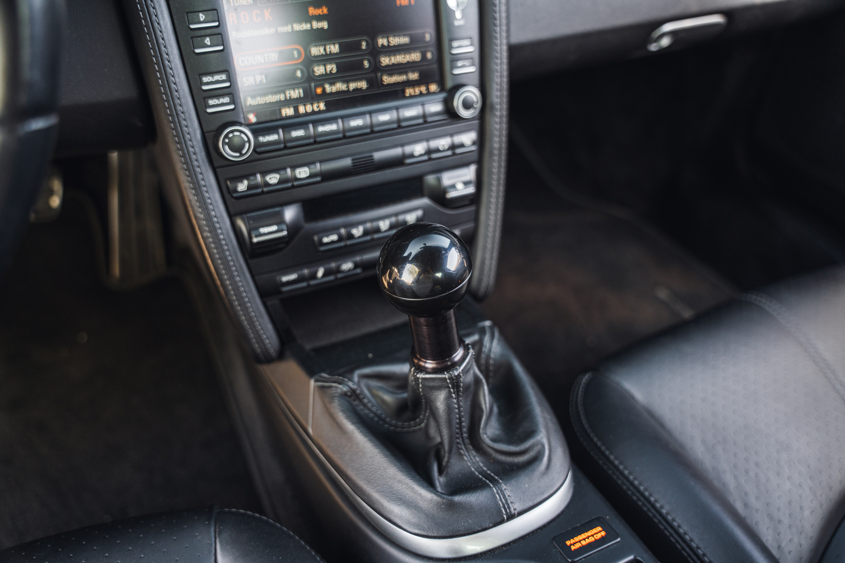 Innenraumfoto von 2009 Porsche 997.2 C2S Manuell (22)