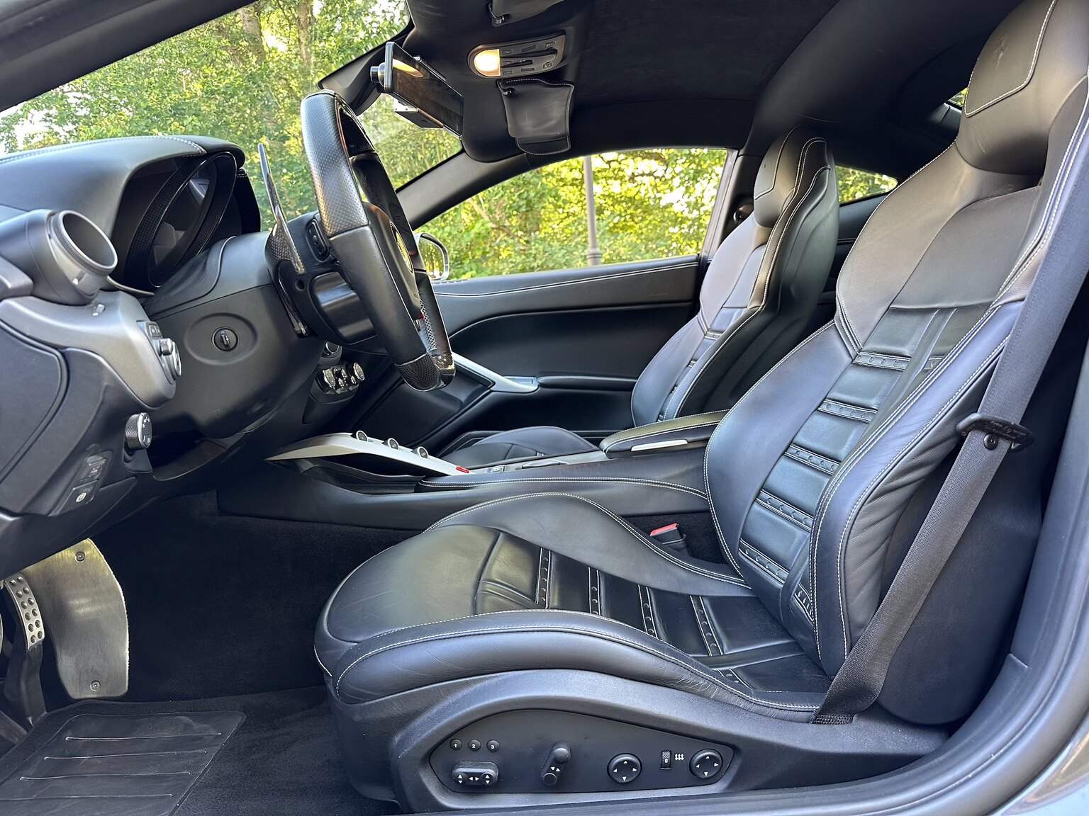 Interior image of 2013 Ferrari F12 Berlinetta