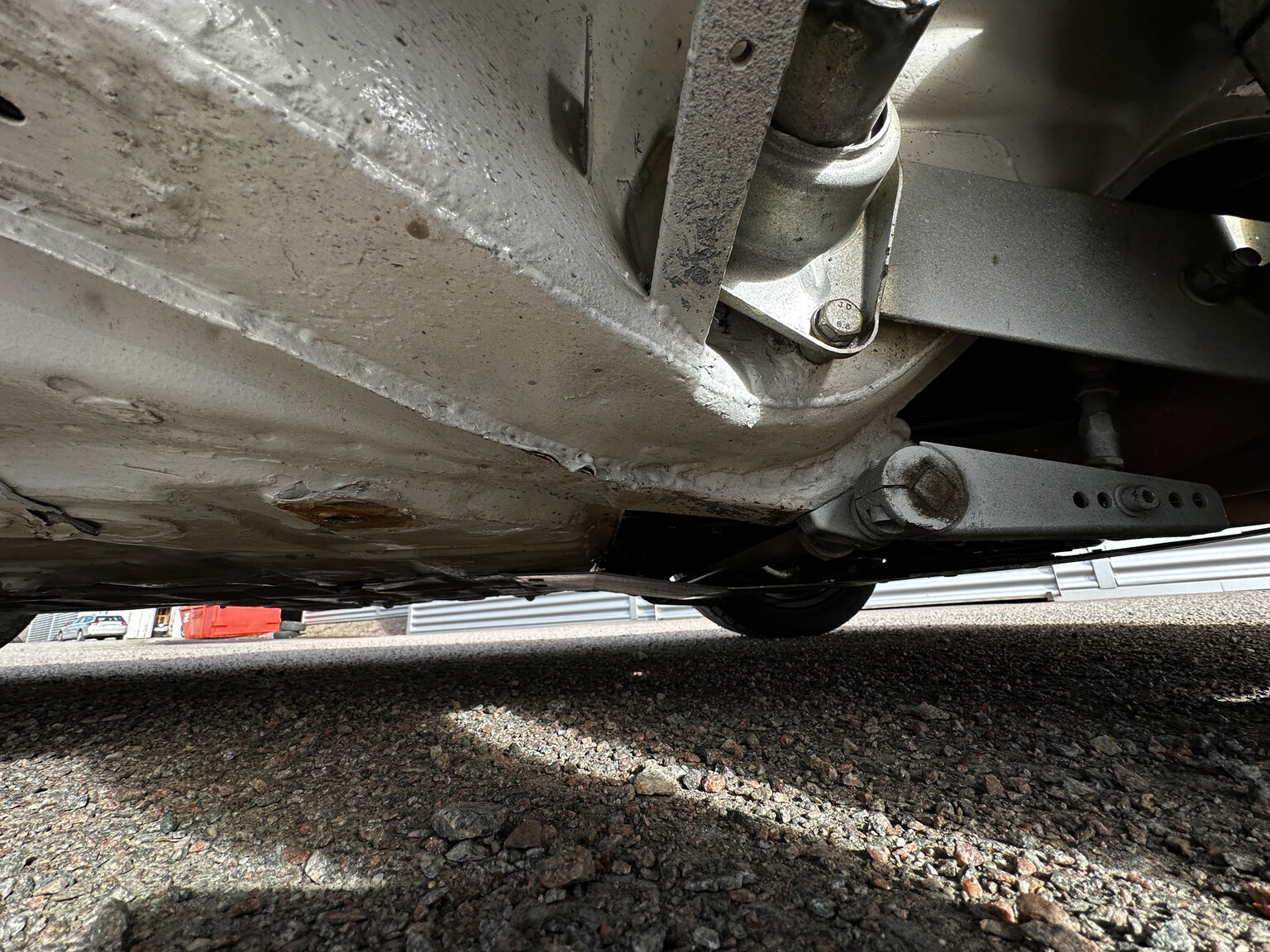 Image of 1977 Porsche 911 RSR Rallycar mechanics