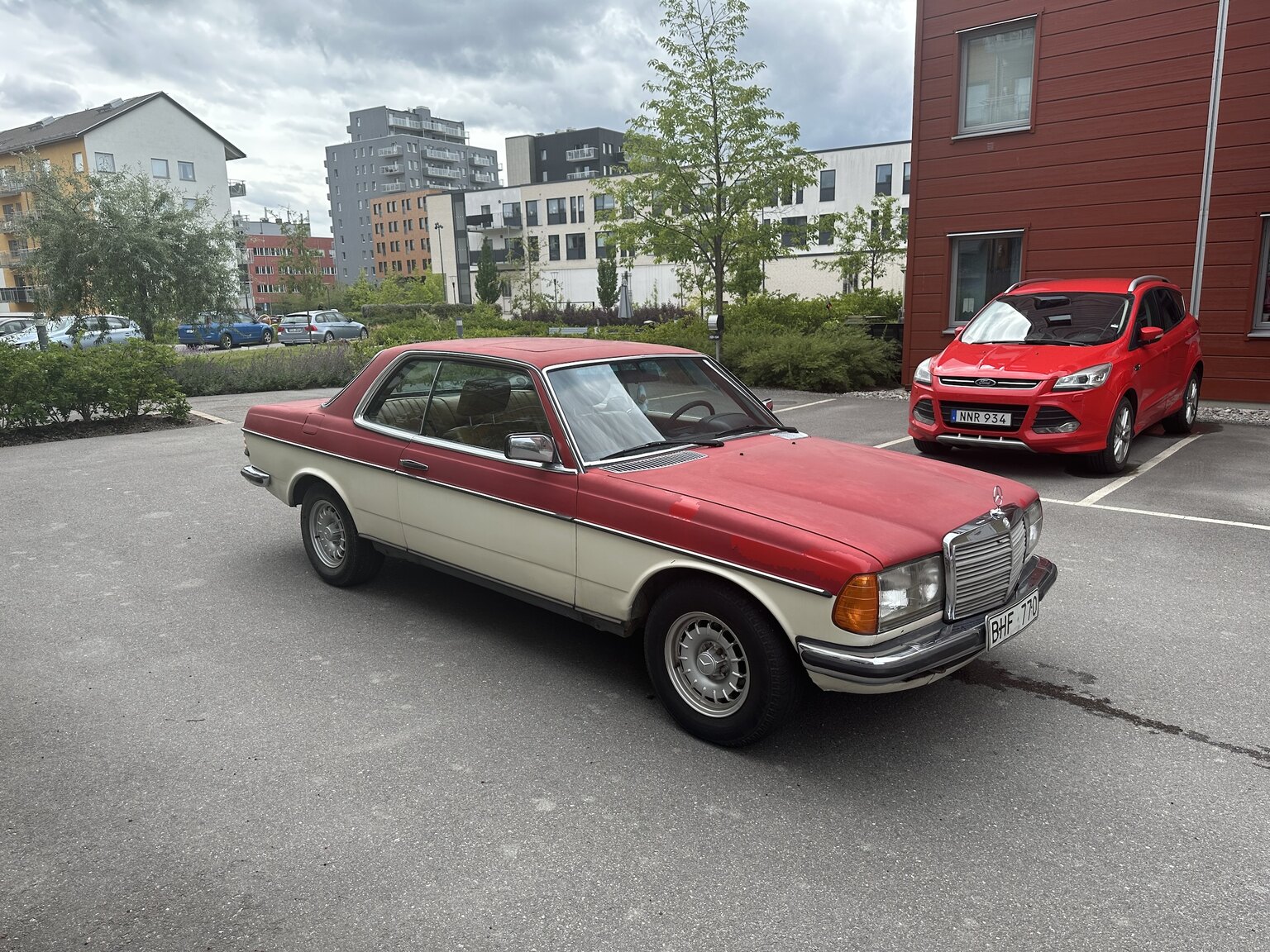 Aussenfoto 1977 Mercedes-Benz 280 CE
