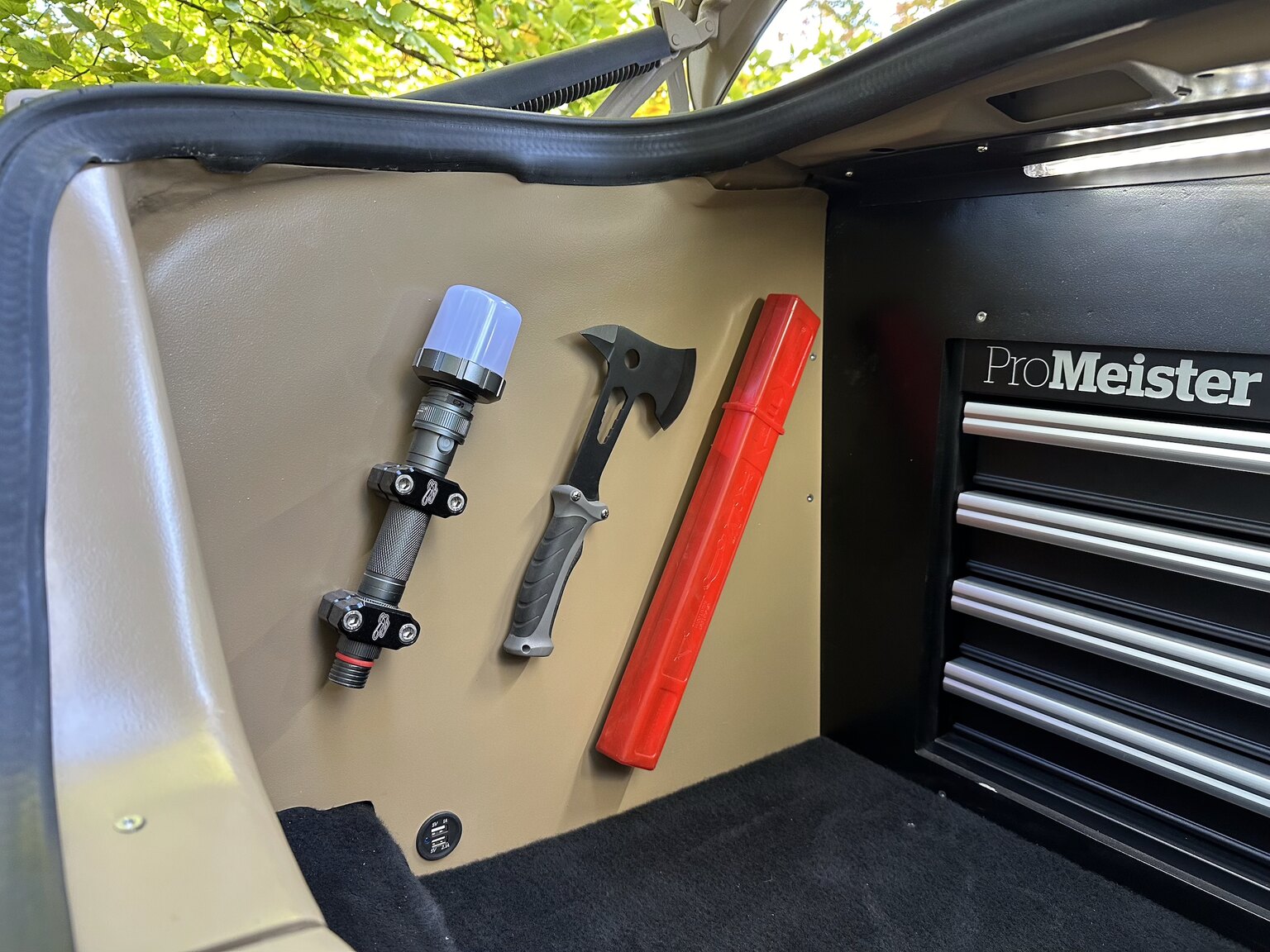 Interior image of 2001 Mercedes-Benz CL600/ML 55 AMG