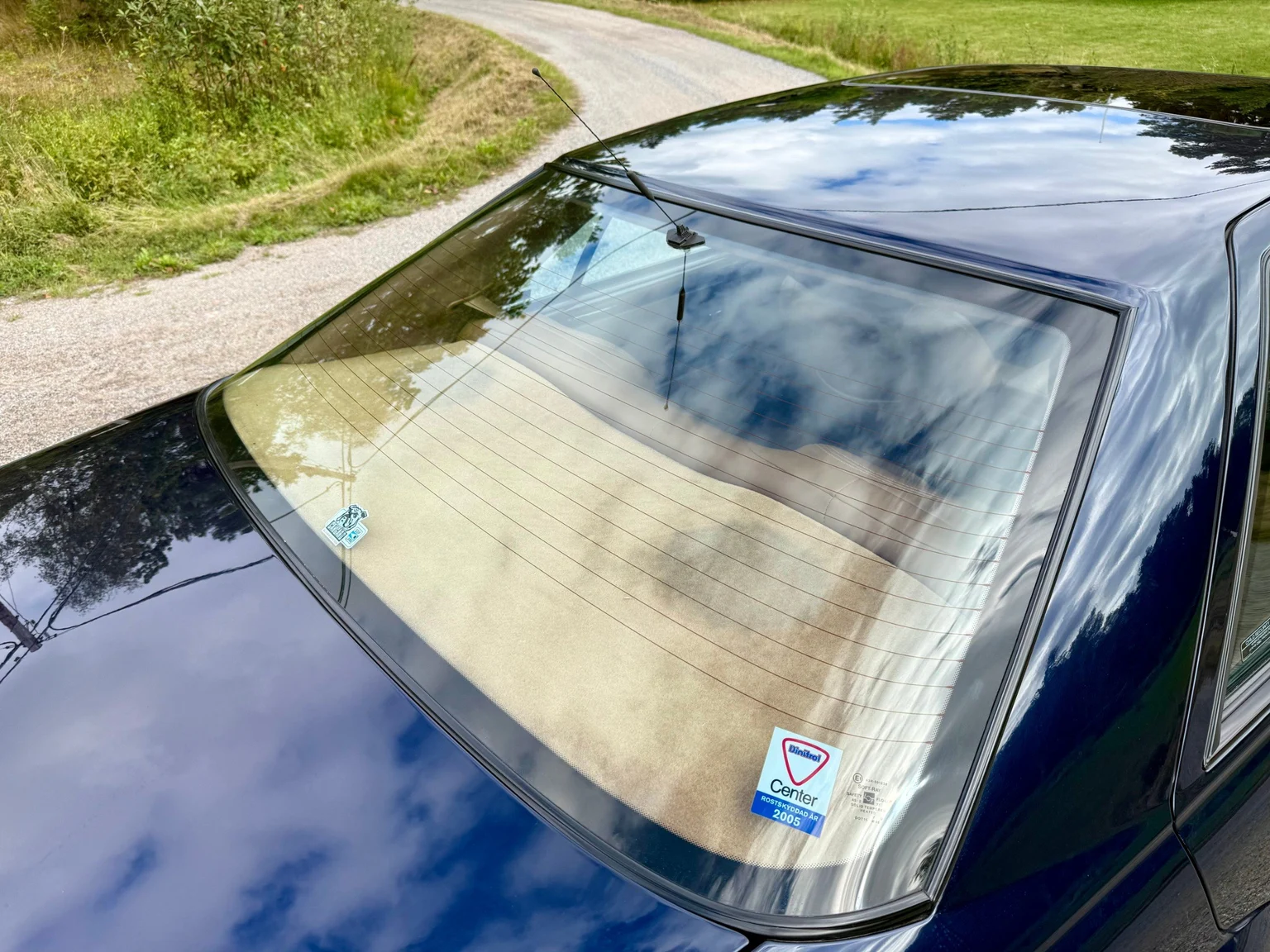 Exterior image of 1997 Cadillac STS Seville 4.6 V8 (47)