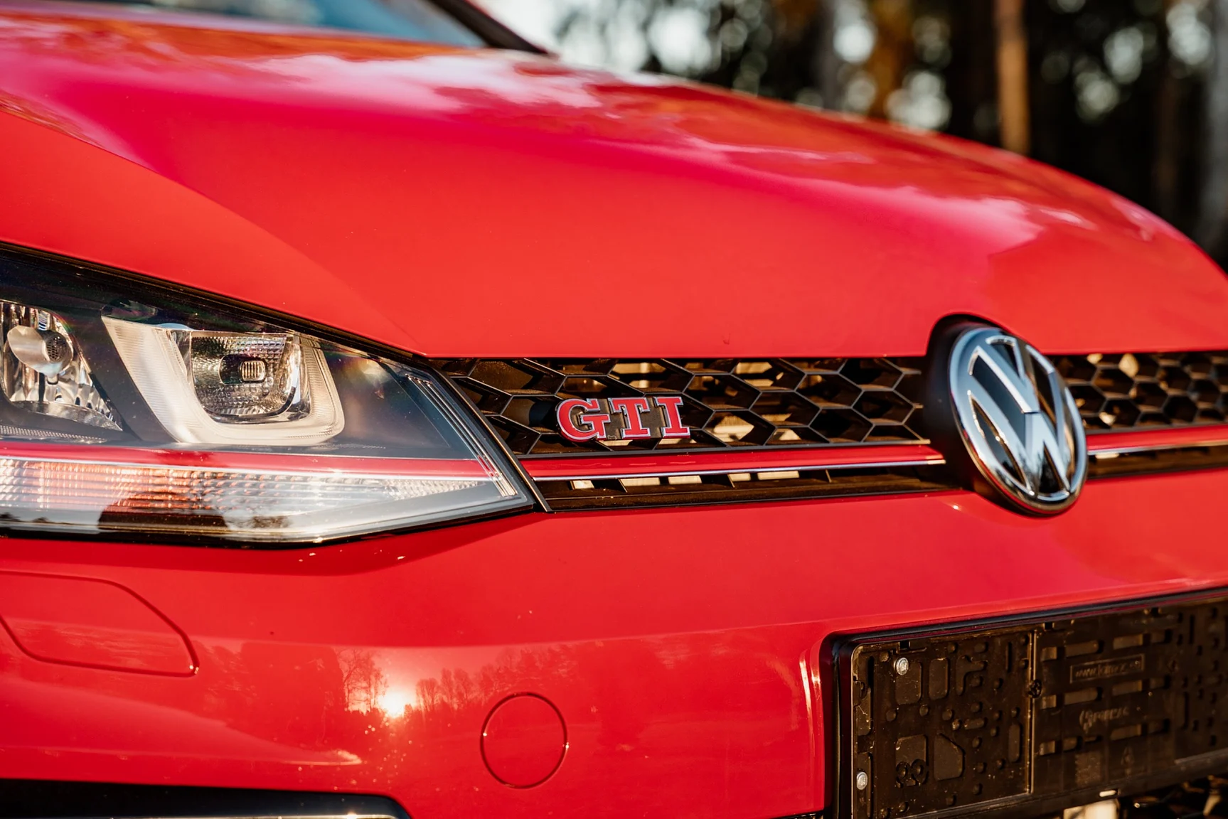 Exterior image of 2016 Volkswagen Golf GTi Clubsport S - no. 291/400 (32)