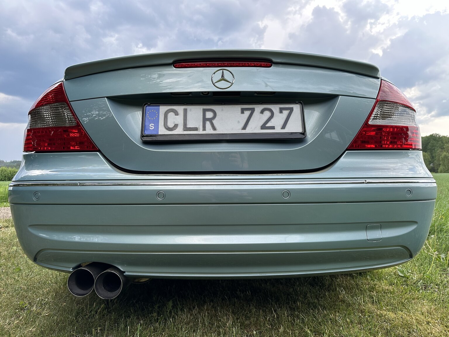 Exteriörbild på 2003 Mercedes CLK 500
