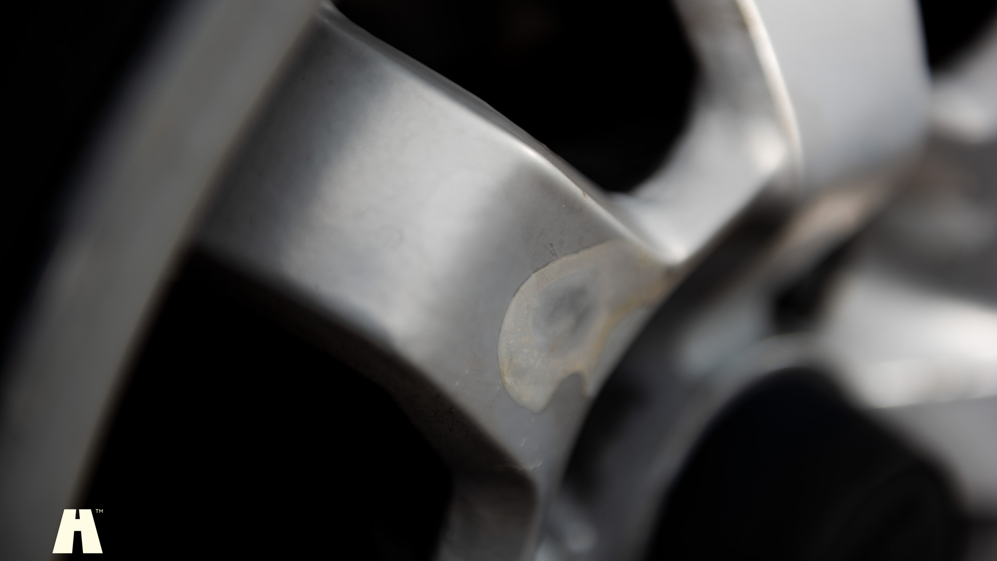 Exteriörbild på 1981 Porsche 924 (37)