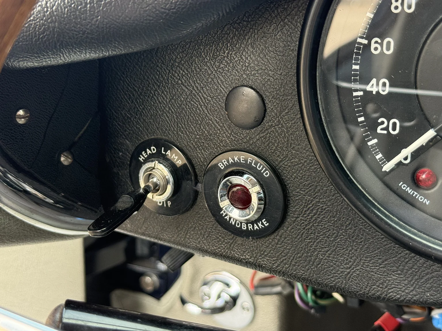 Interior image of 1969 Jaguar E-Type 4.2 Coupe (19)
