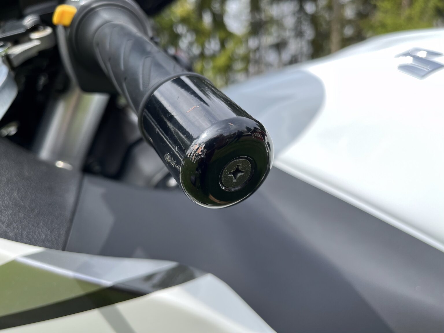 Exteriörbild på 1999 Suzuki GSX1300R Hayabusa