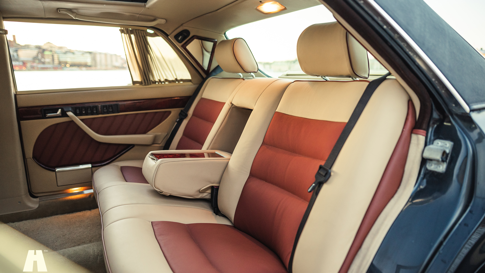 Interiörbild 1991 Mercedes 1000 SEL TRASCO